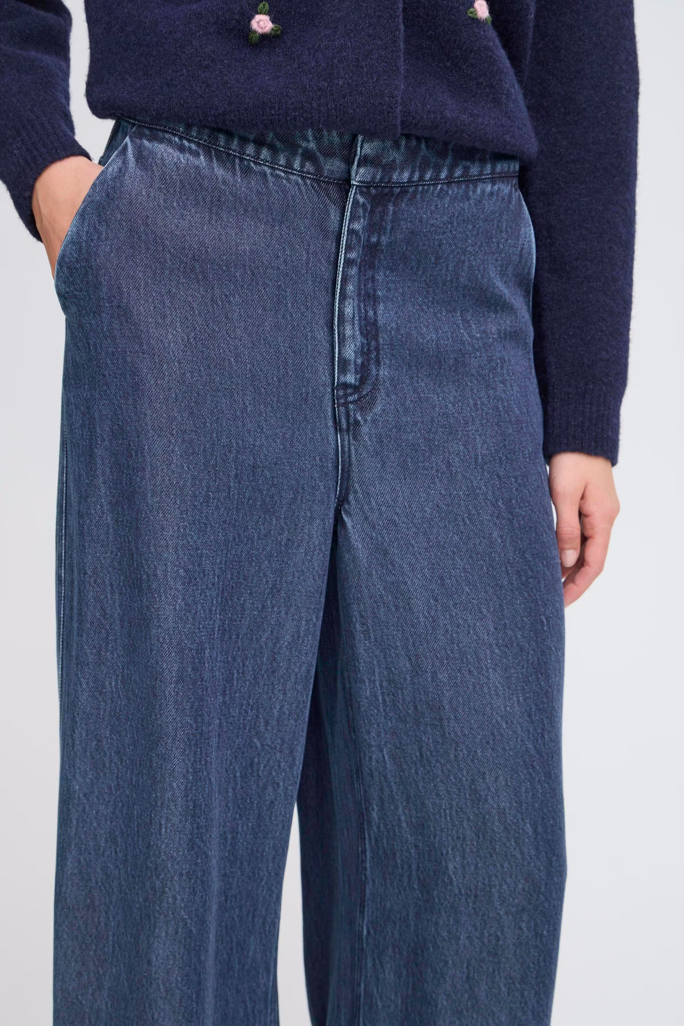 IRRISLE Jeans LOOKBOOK DETAIL 20124323-202437