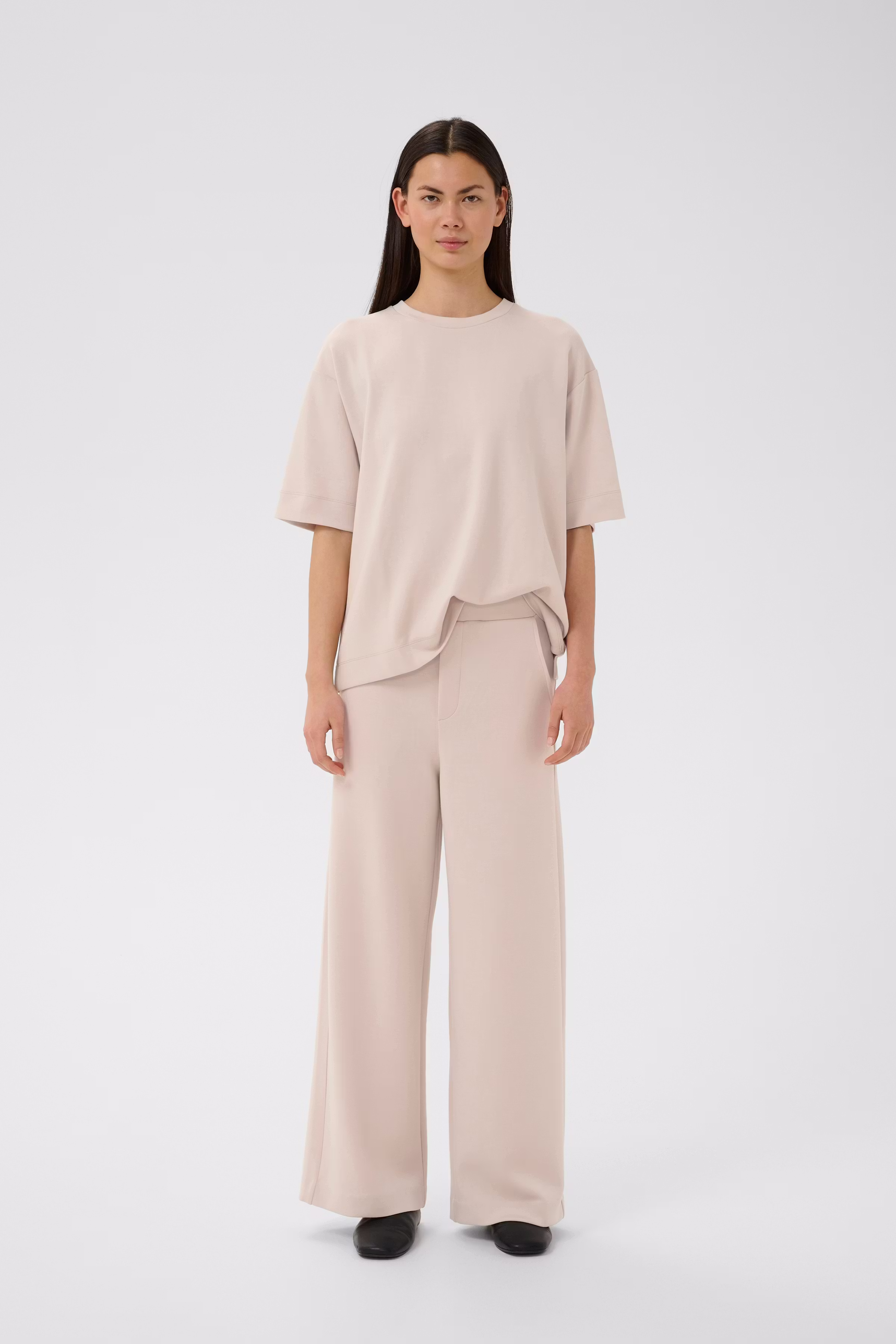 GincetteIW Hose LOOKBOOK FRONT 30109909-130403