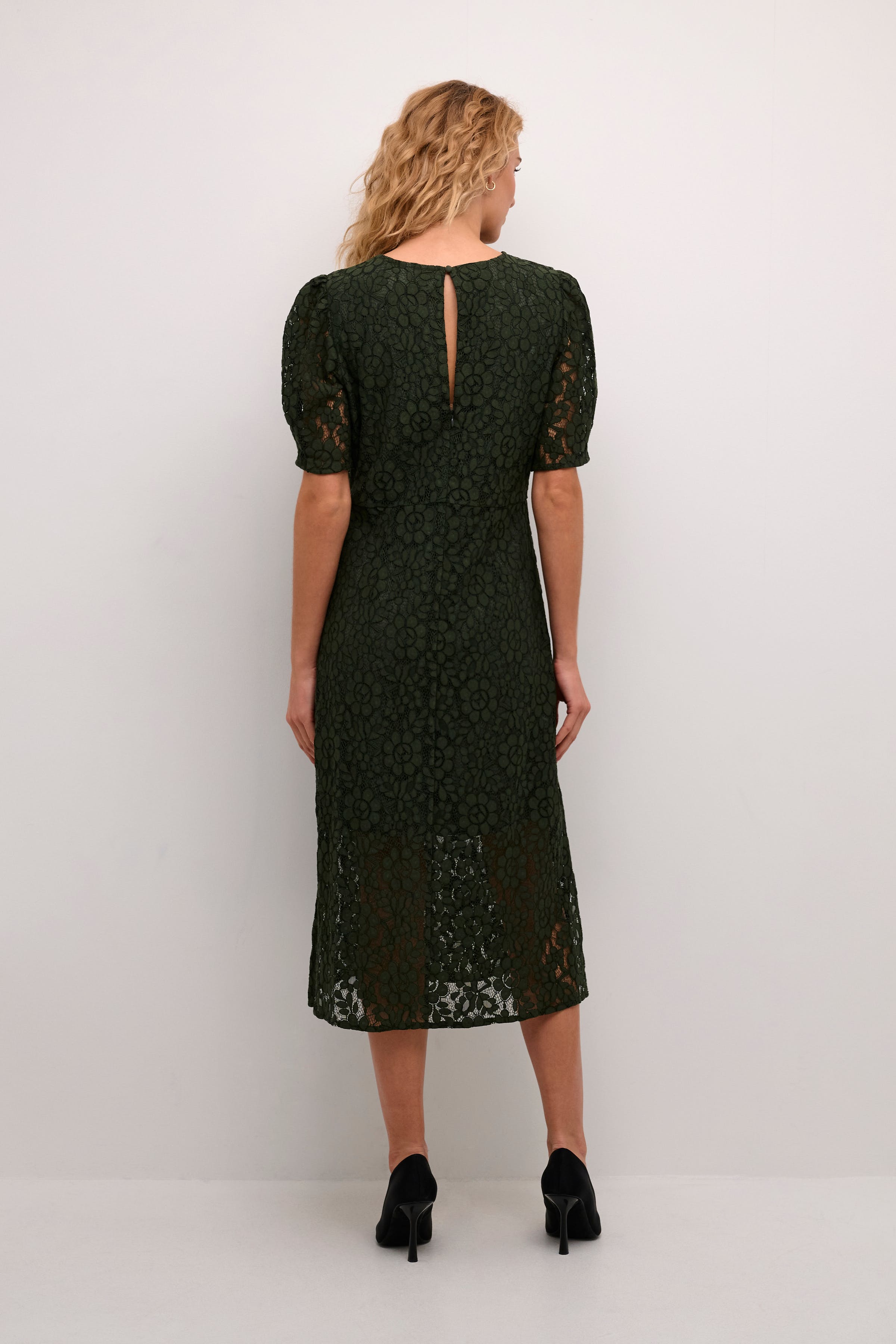 CREbana Dress LOOKBOOK BACK 10612092-190413