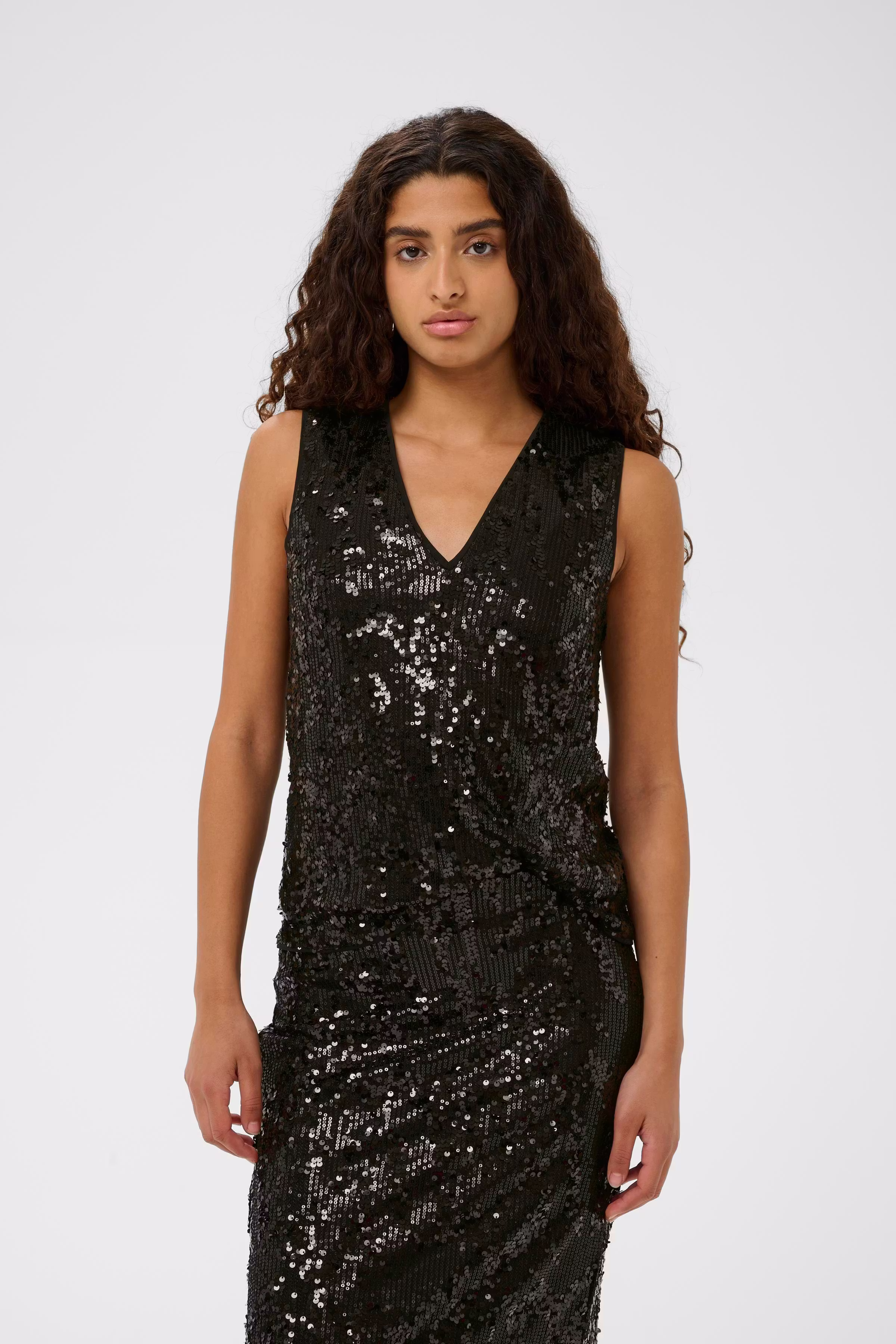 KIMBAIW paillet Top LOOKBOOK FRONT 30112127-194008