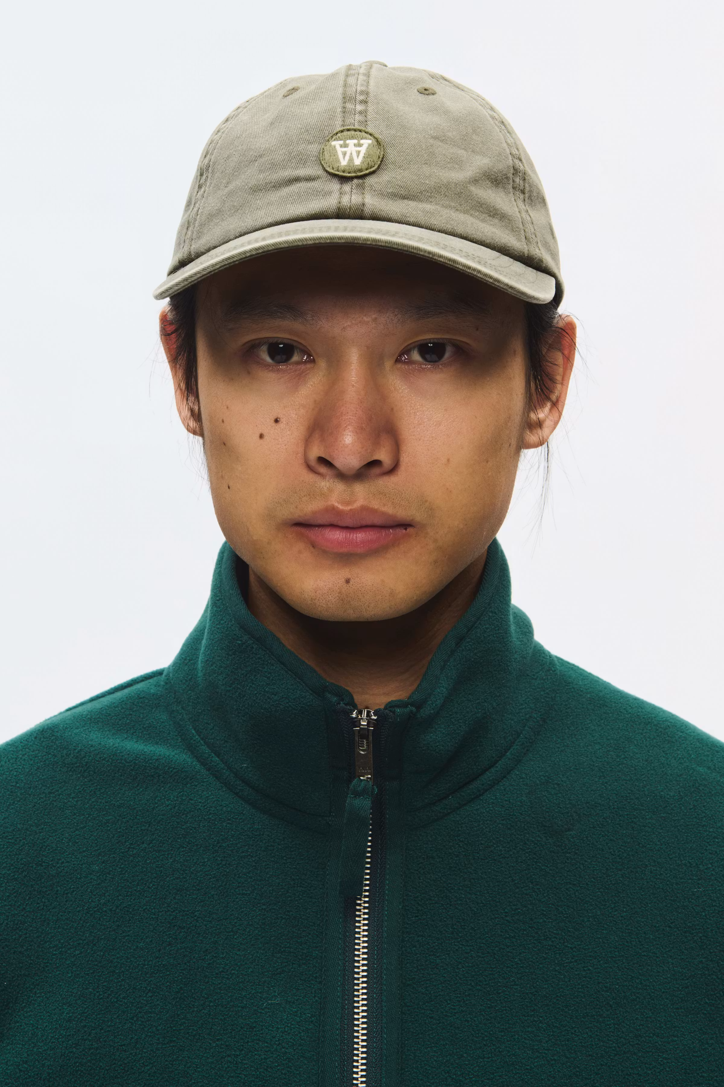 WWAA Caps LOOKBOOK DETAIL 30252243-305212