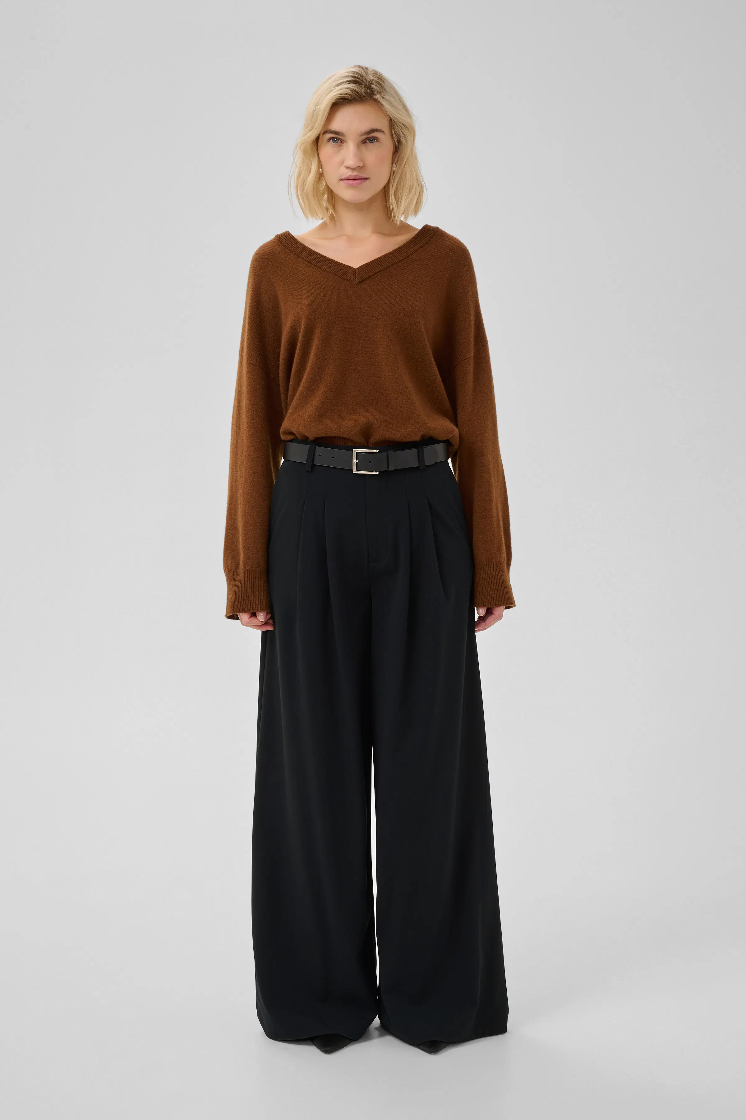 MWHace Hose LOOKBOOK FRONT 10705652-100031