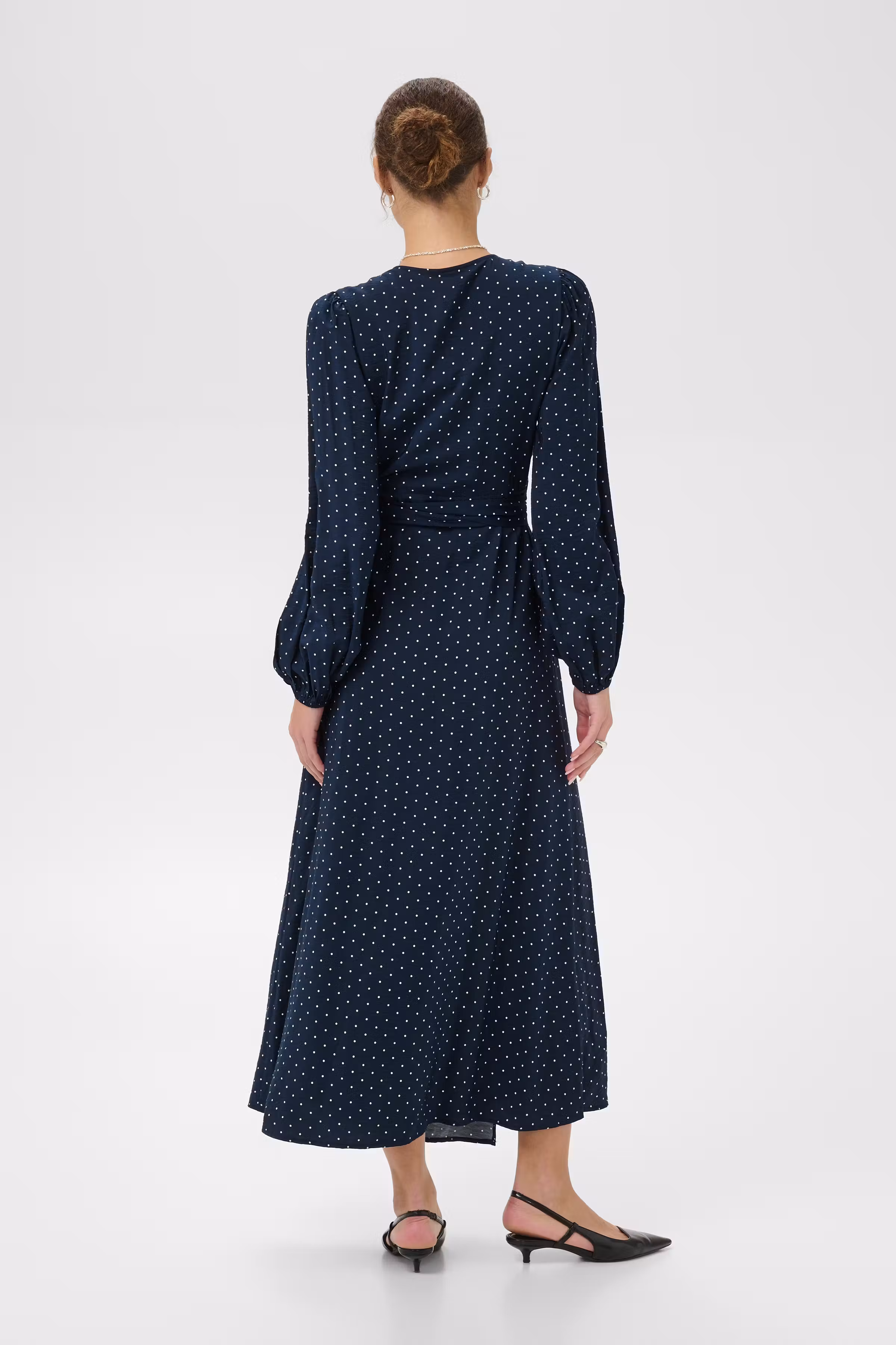 KAelsie Dress LOOKBOOK BACK 10513188-1000861