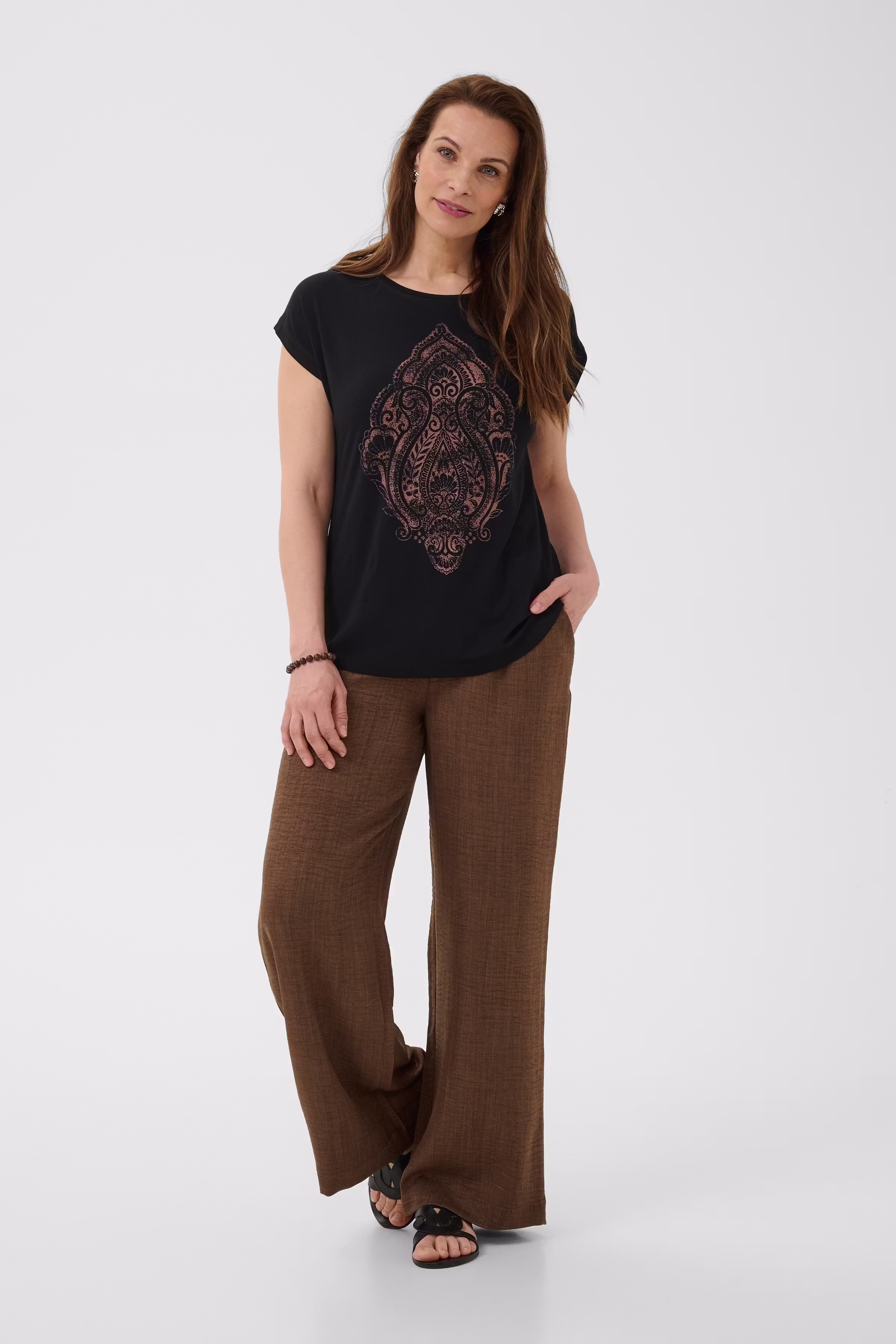 BPzally T-shirt LOOKBOOK FRONT 40200072-100121