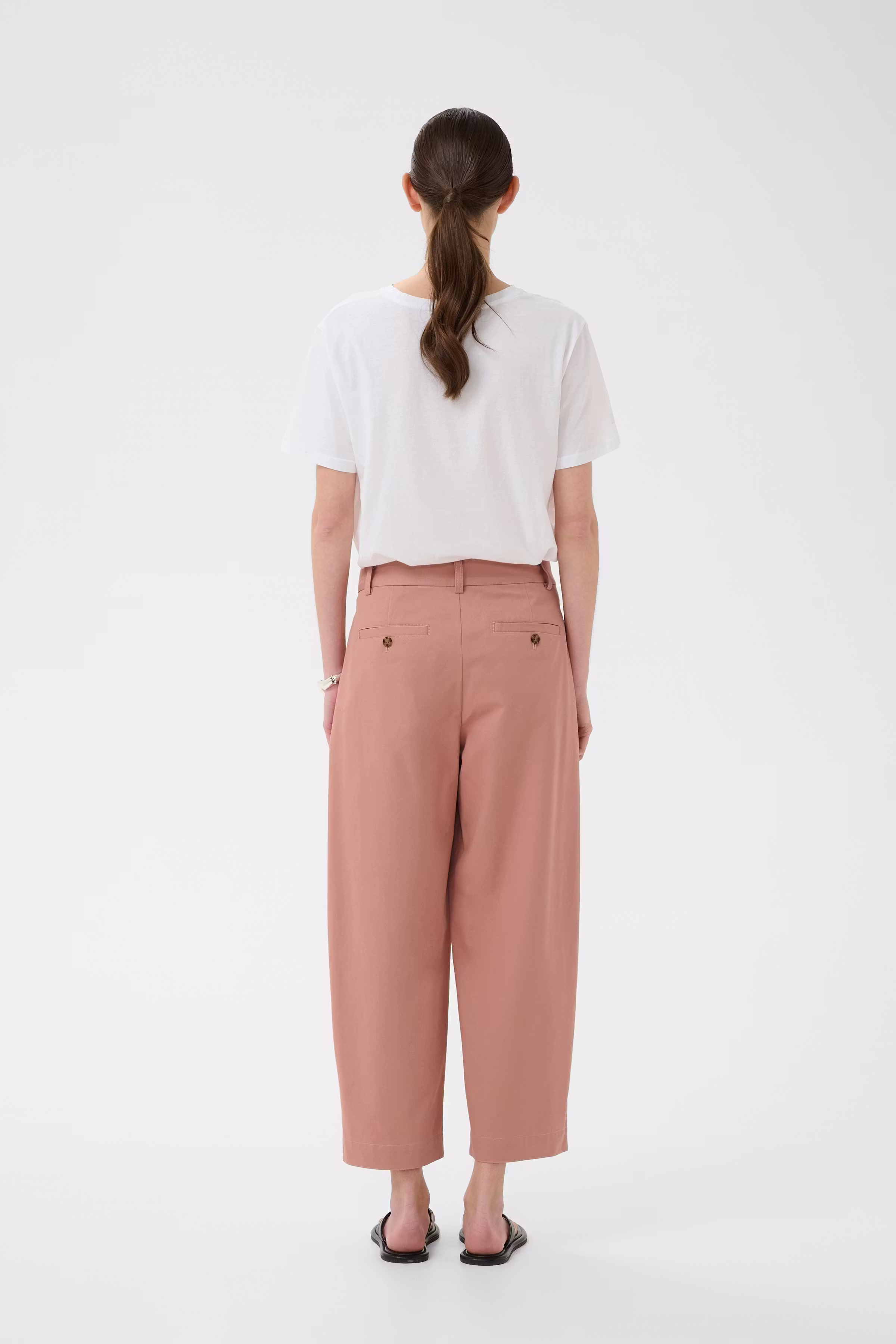 TinikkaIW Cropped Trousers LOOKBOOK BACK 30111258-171514