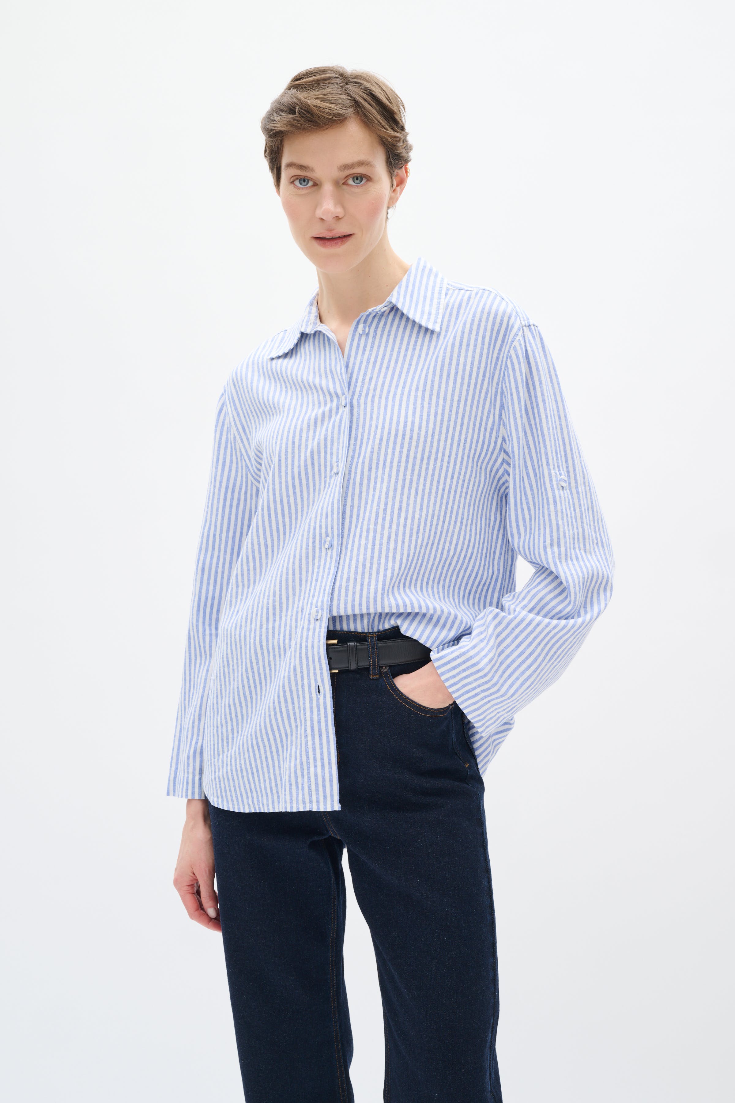 RimoneIW Linnen Overhemd LOOKBOOK FRONT 30110367-300012