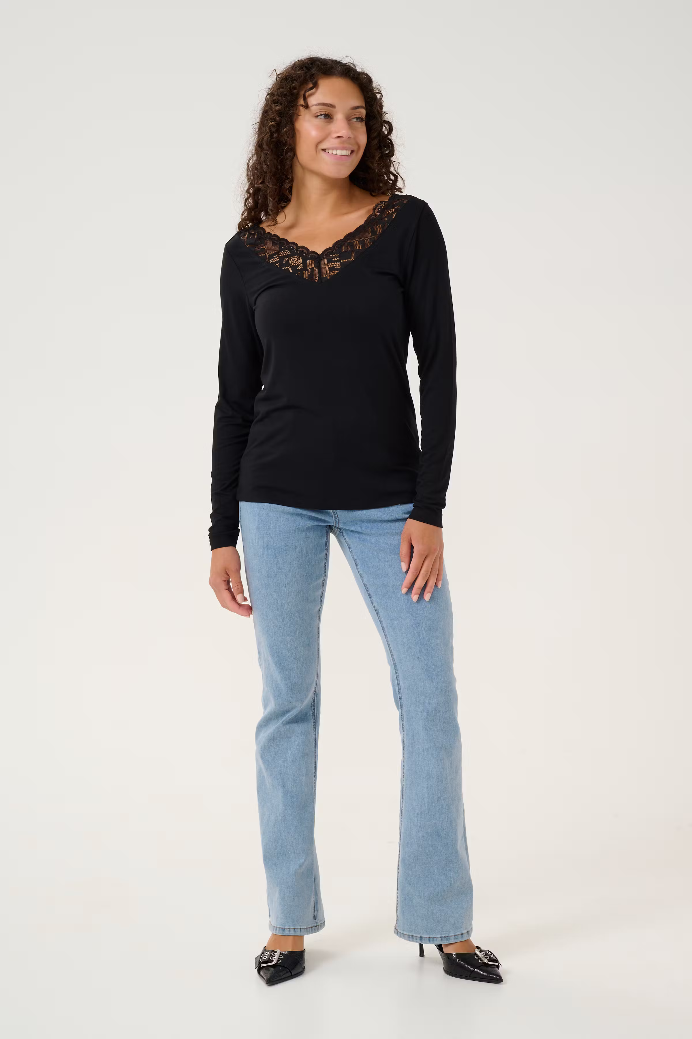 CRTrulla Blus LOOKBOOK FRONT 10612762-100120