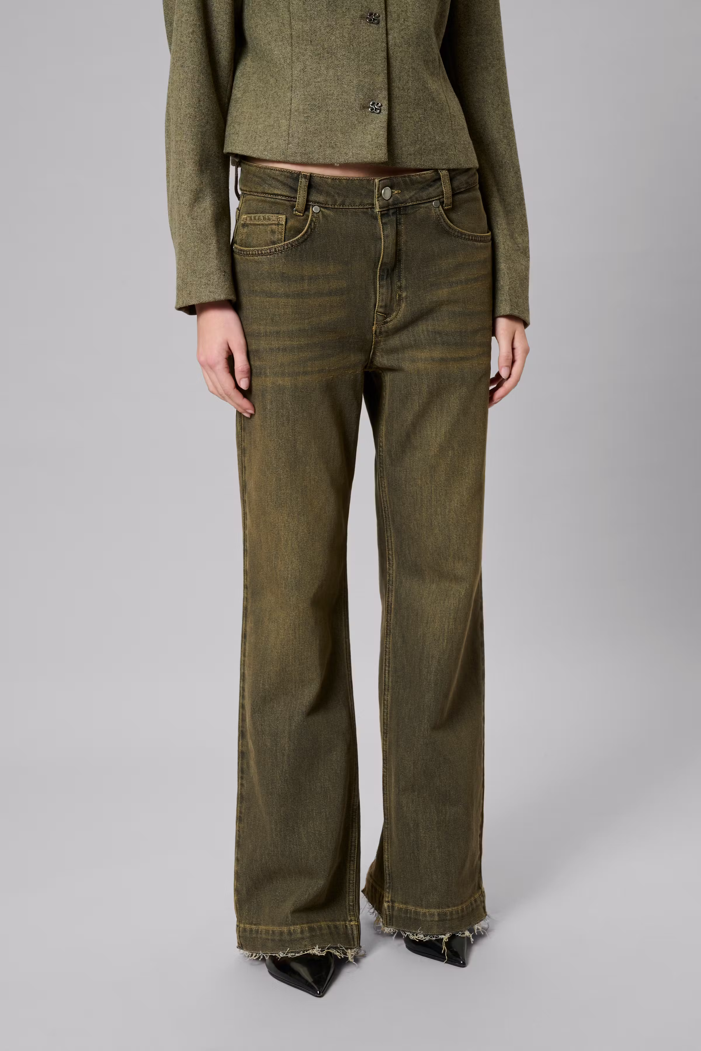 MWSaba Straight jeans LOOKBOOK FRONT 10705373-108730