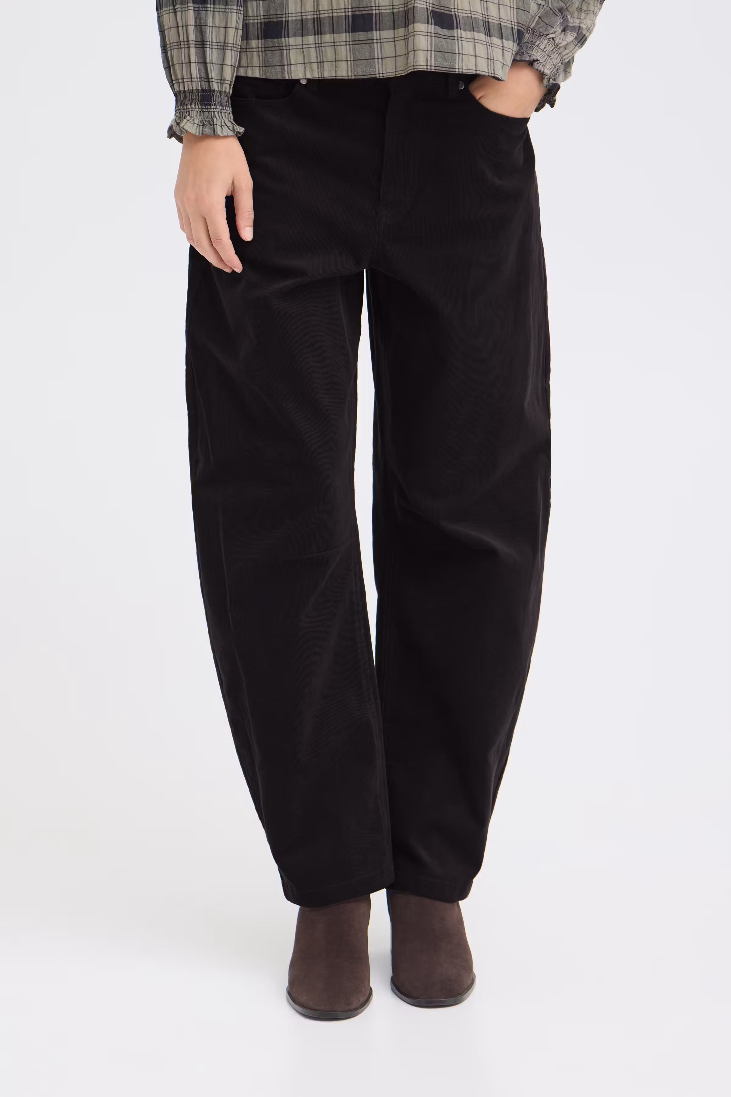 PZSALLY Bukser LOOKBOOK FRONT 50210764-191103