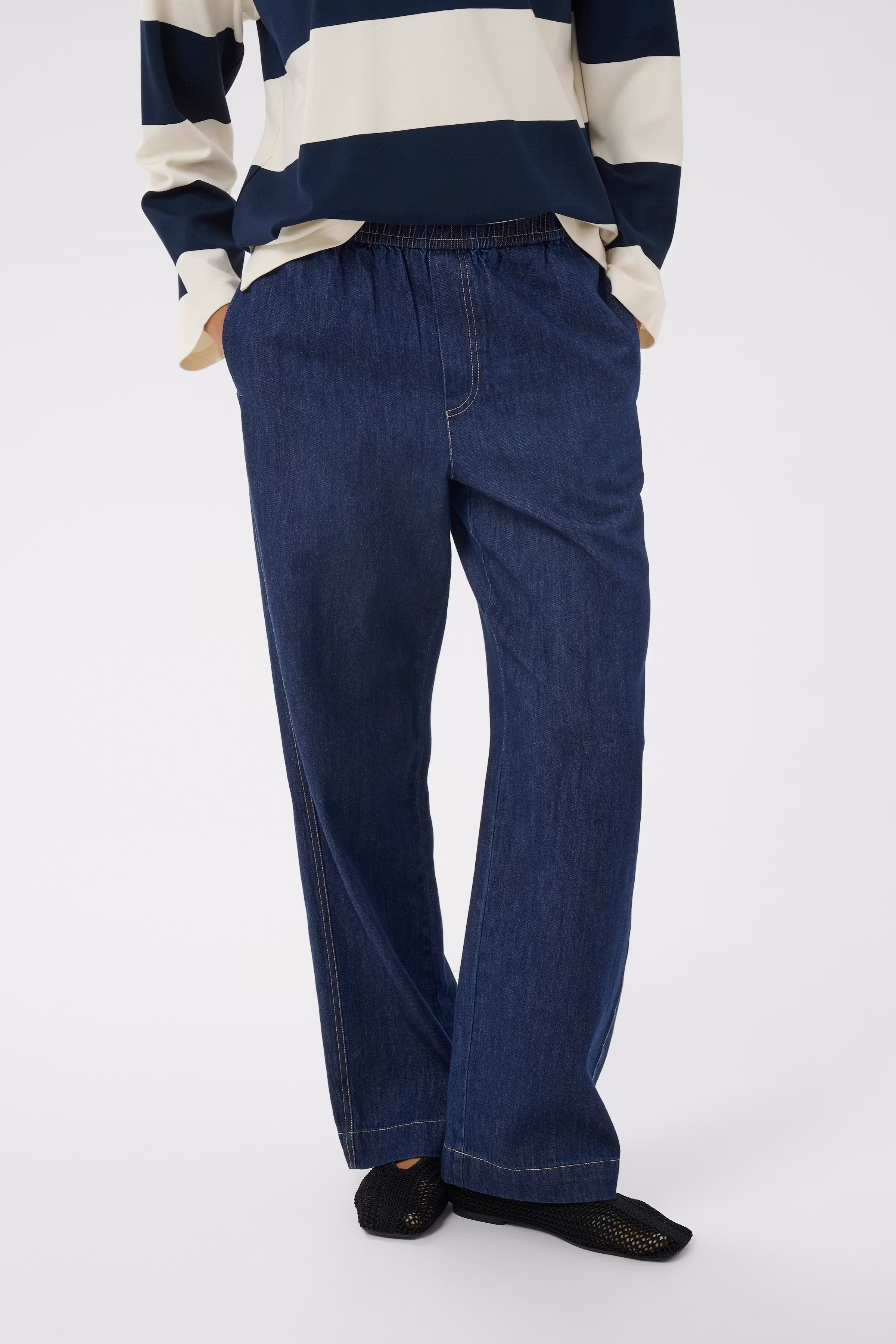 AinaPW Trousers LOOKBOOK FRONT 30310497-300158