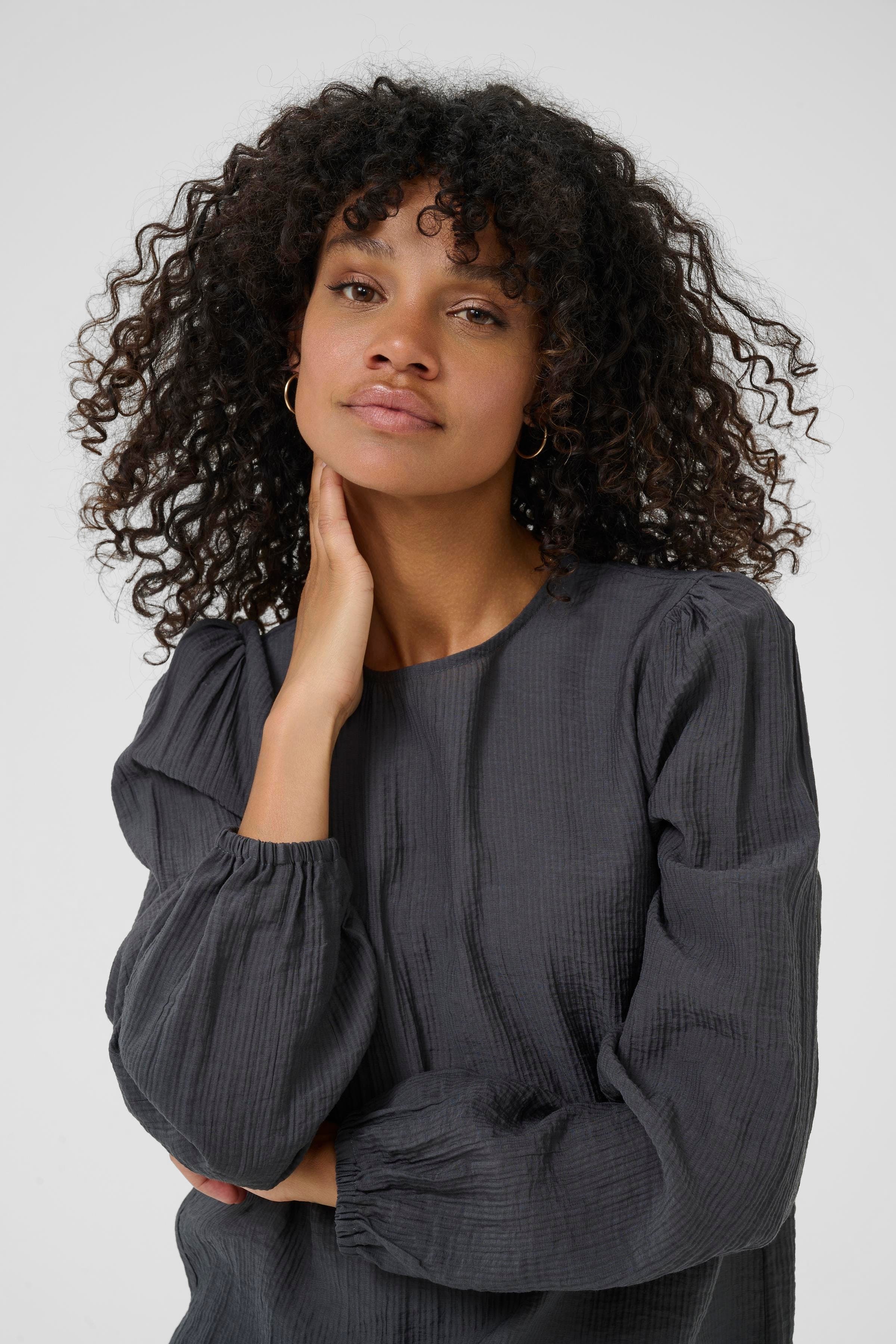 KAhill Blouse in soft chambray / blue polyester | KAFFE Clothing