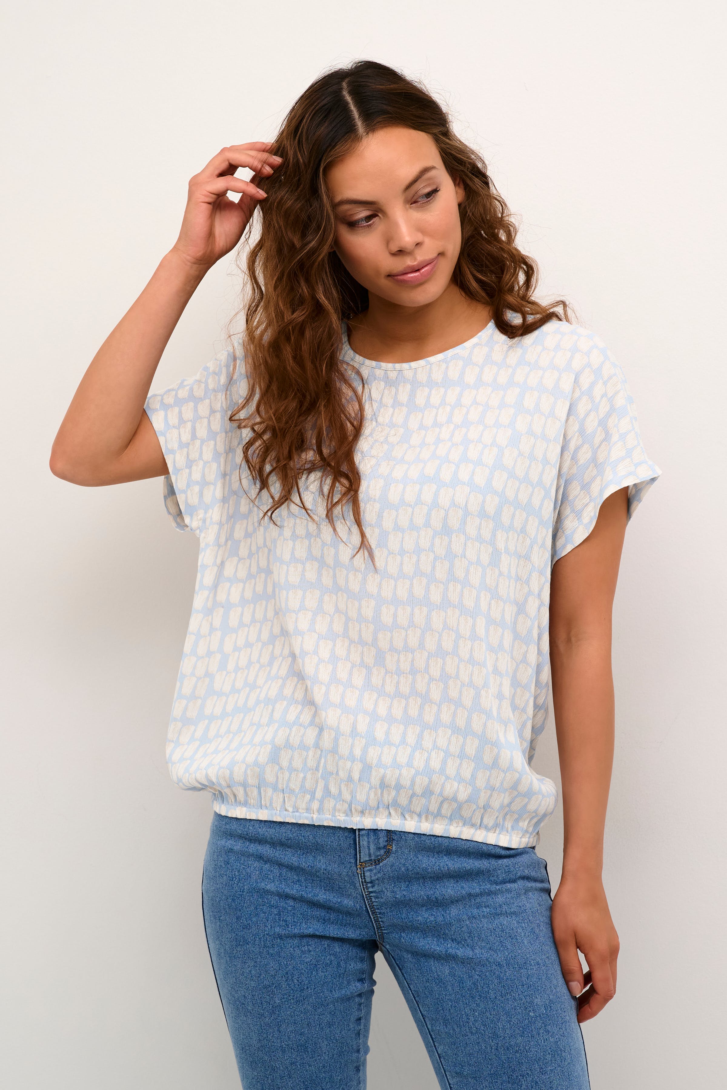 KAlokia Blus LOOKBOOK FRONT 10551852-106951