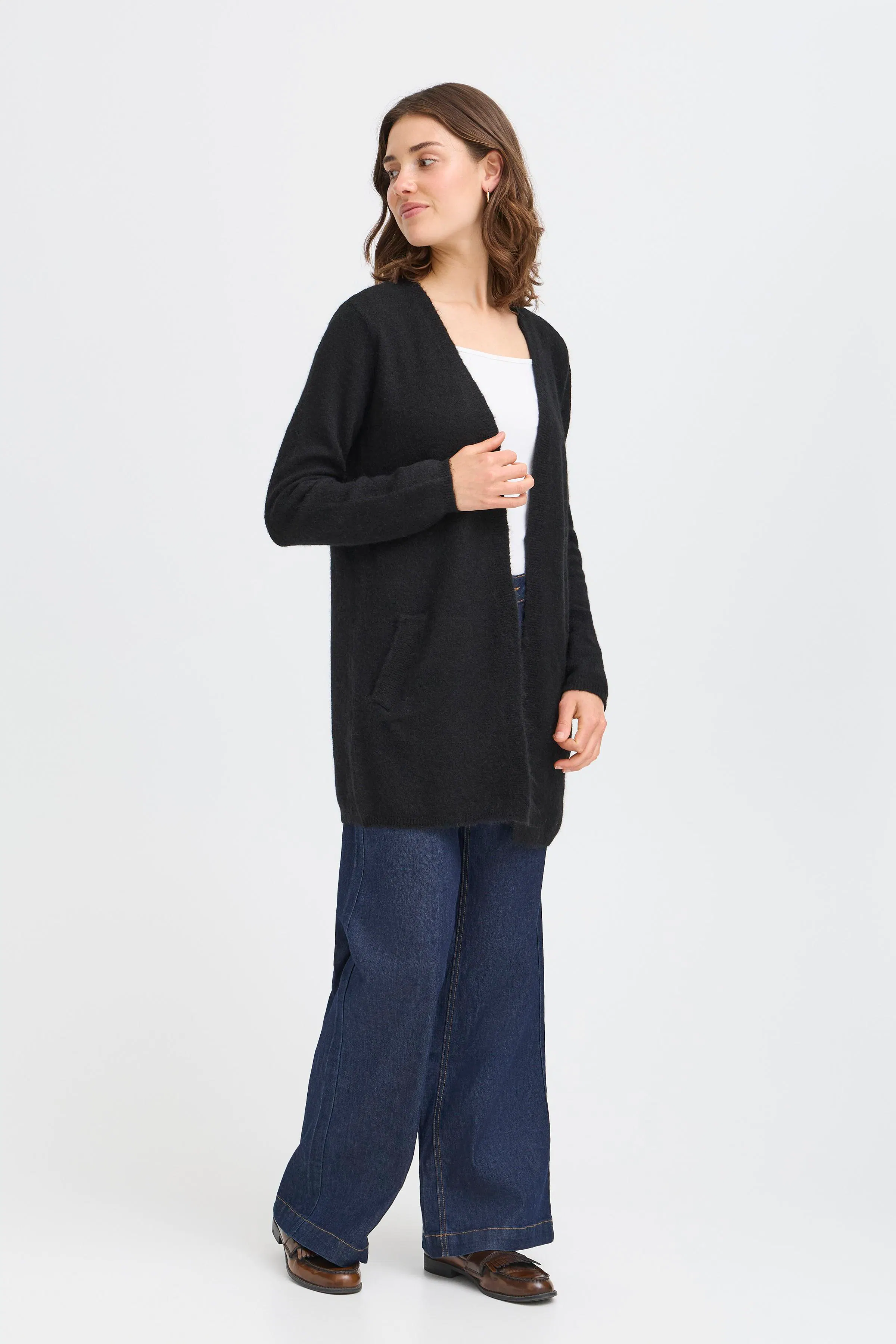 FRSANNY Cardigan LOOKBOOK FRONT 20617060-194008