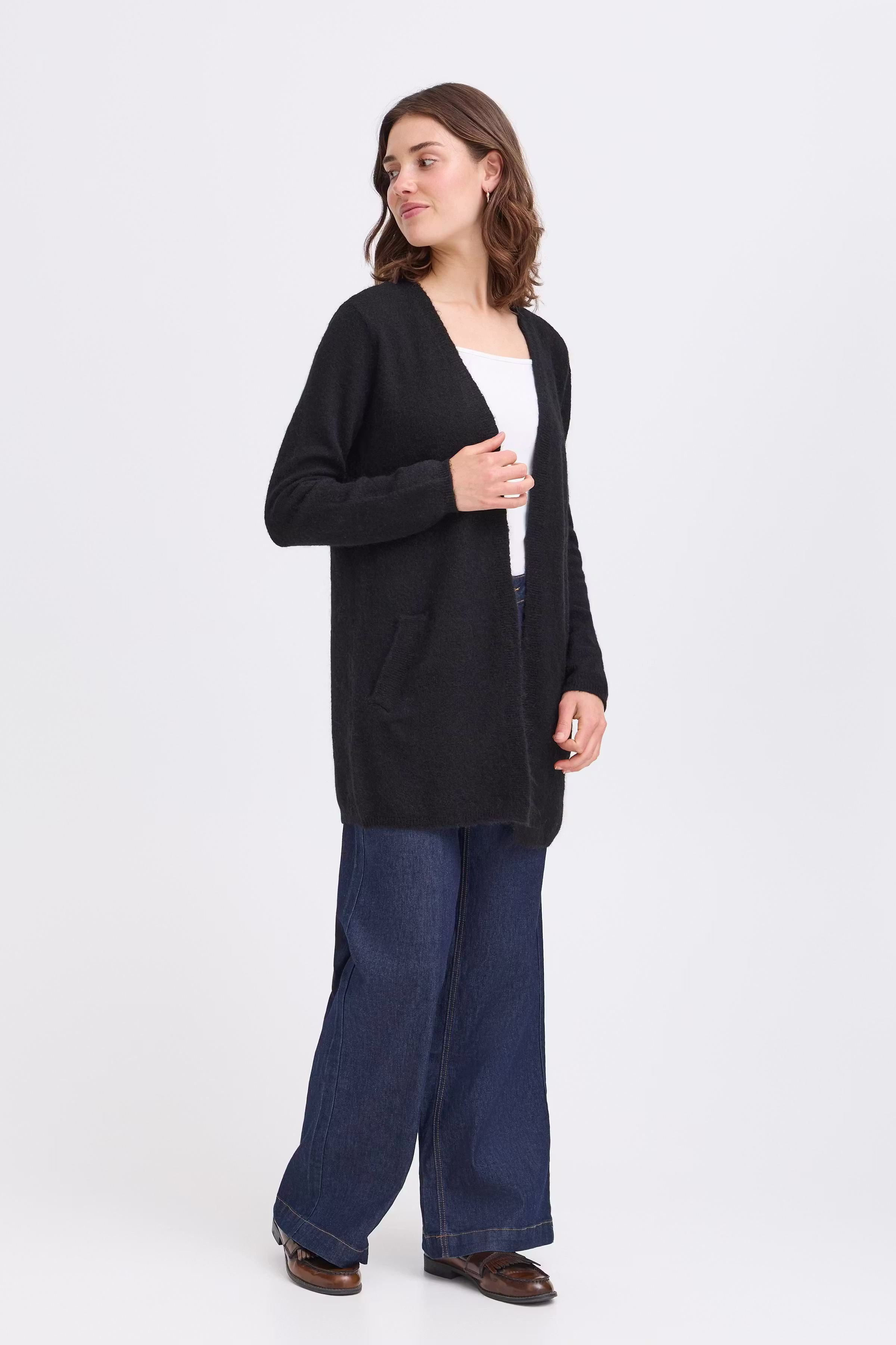 FRSANNY Cardigan LOOKBOOK FRONT 20617060-194008