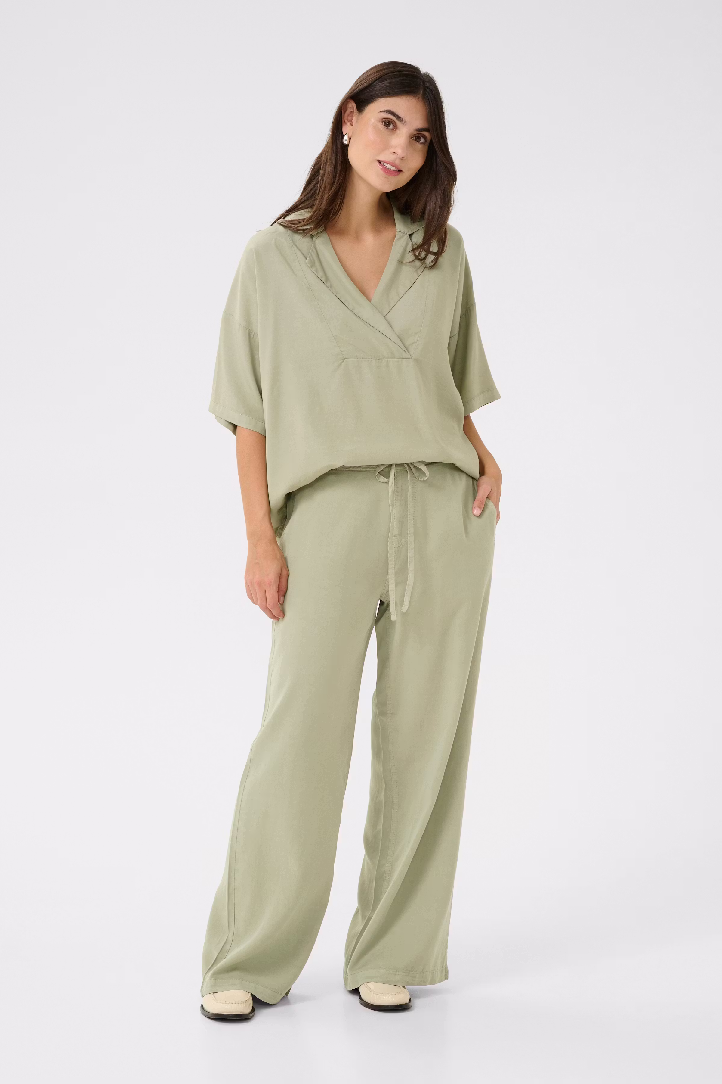 CUclarina Bukser LOOKBOOK FRONT 50111808-166008