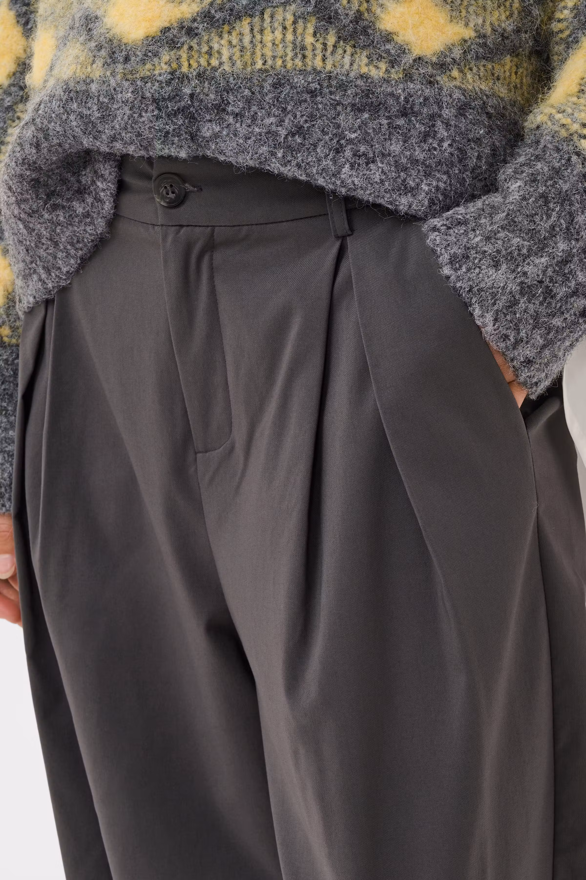 CUjamie Hose LOOKBOOK DETAIL 50113568-180201
