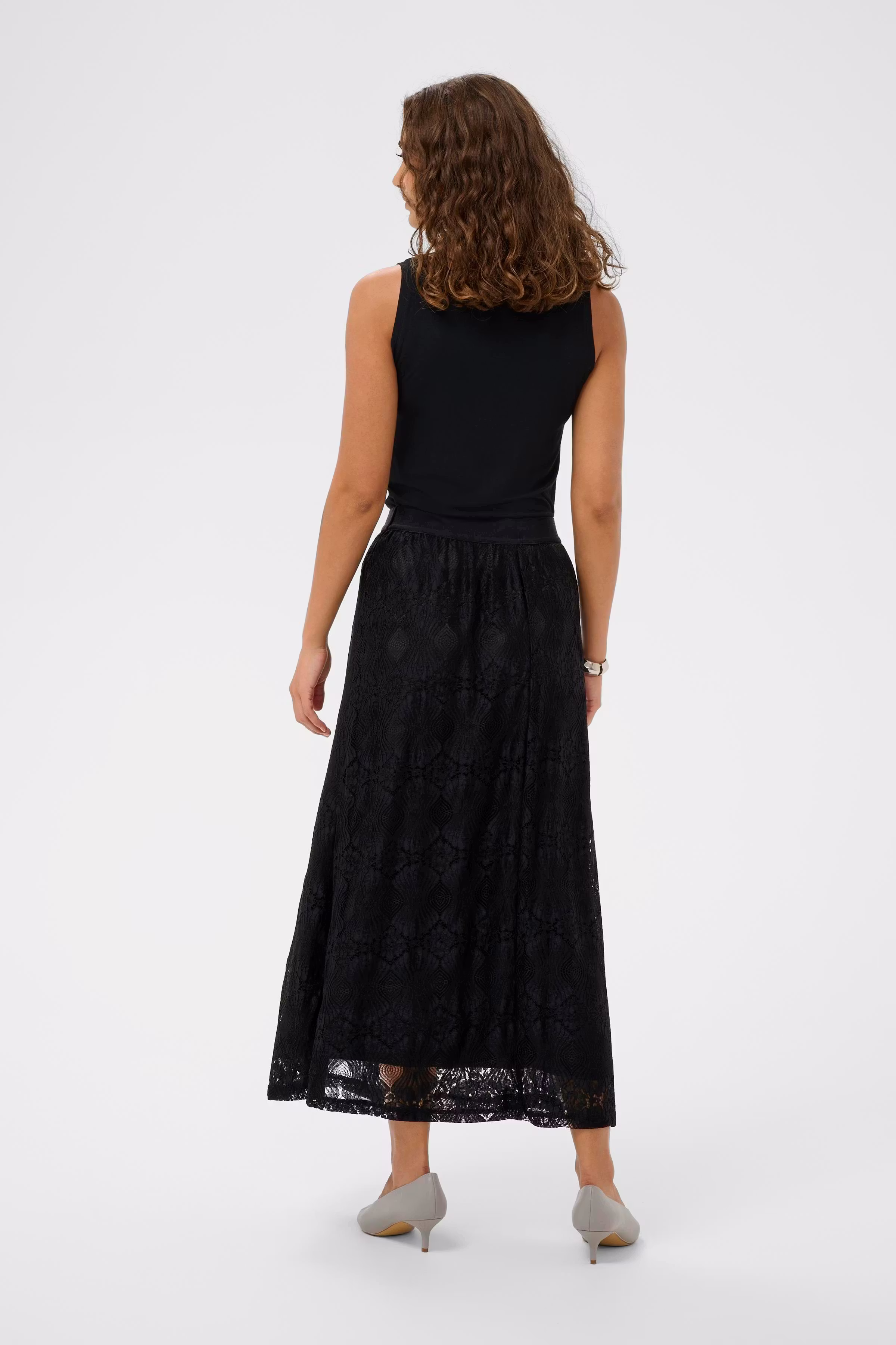 CUmilana Kantrok LOOKBOOK BACK 50113329-500012