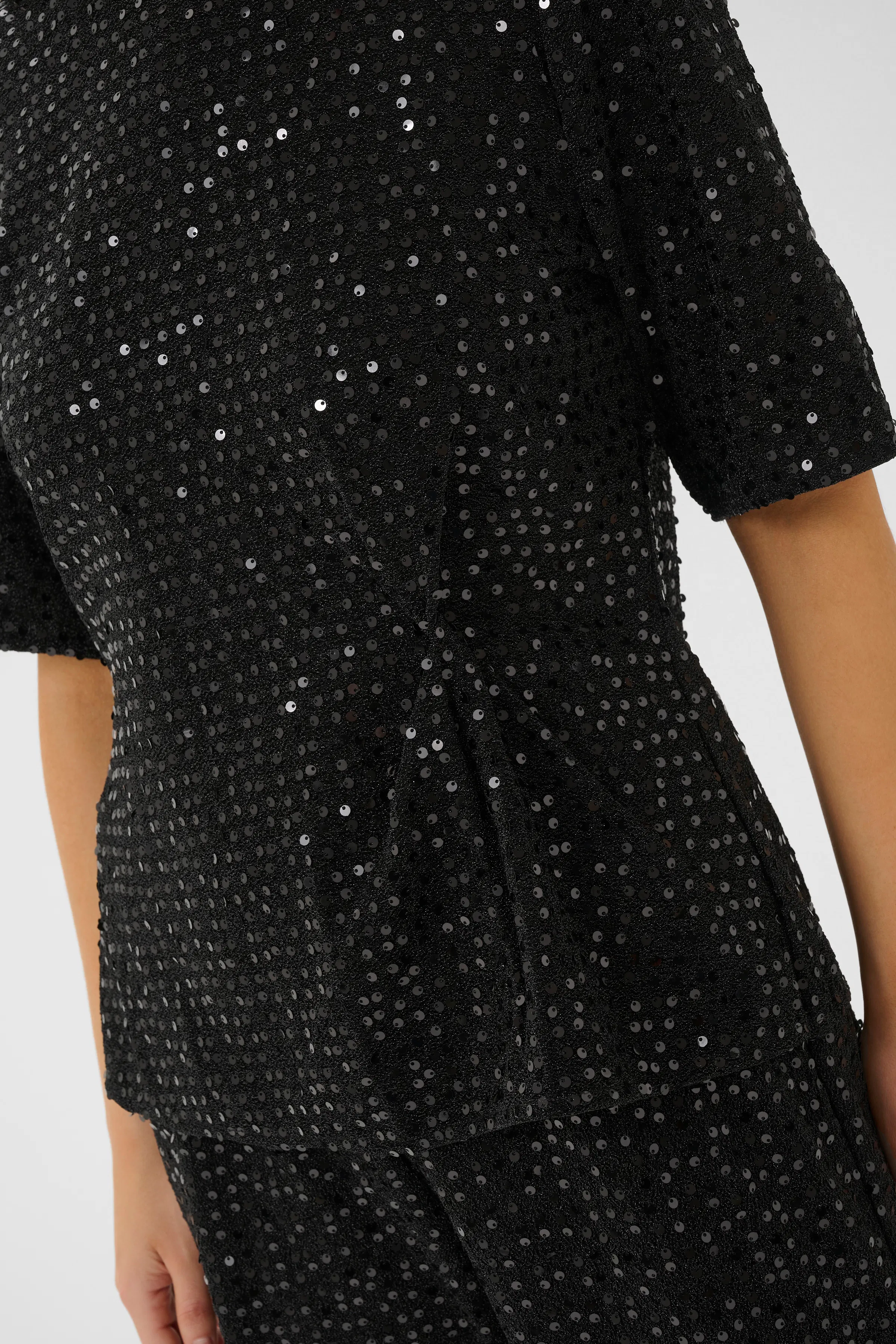 CUtamera Paillettenblouse LOOKBOOK DETAIL 50112367-500012