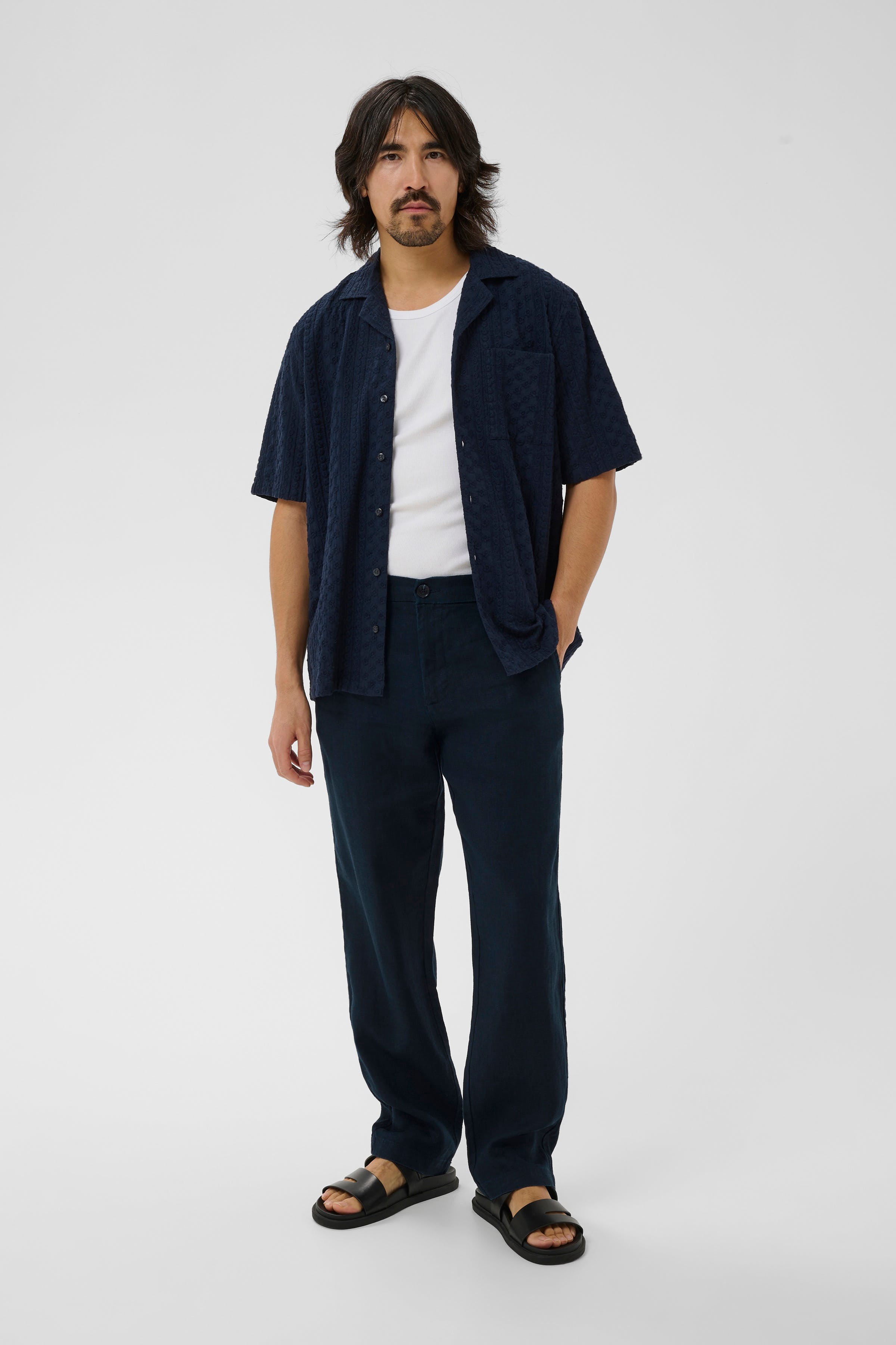 MAharlow Hose LOOKBOOK FRONT 30209071-194011