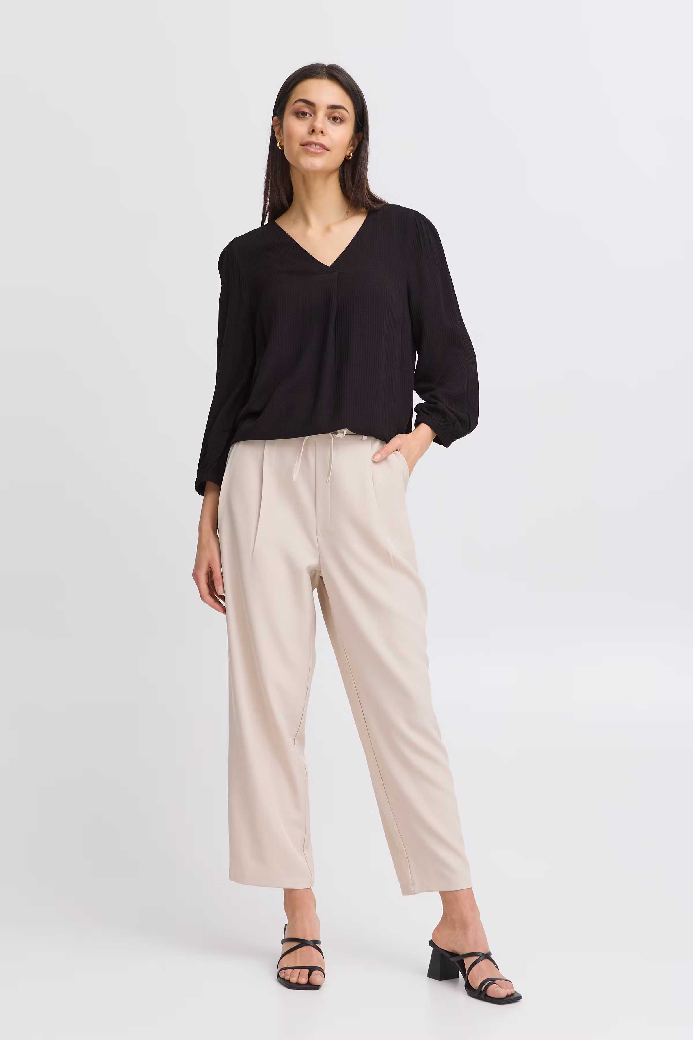 FROLINE Bluse LOOKBOOK FRONT 20613740-200113