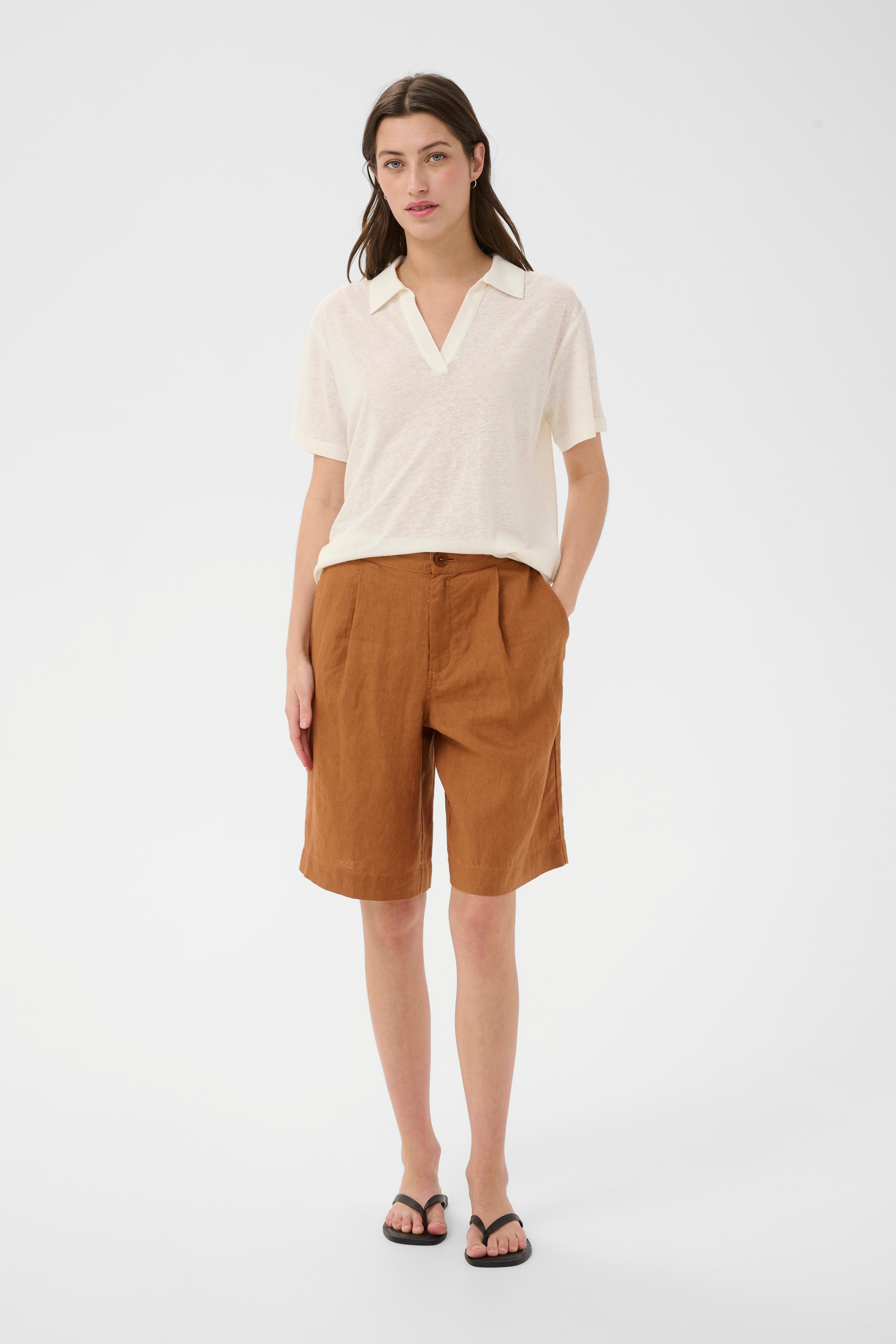BerlinaPW T-shirt LOOKBOOK FRONT 30310652-110701