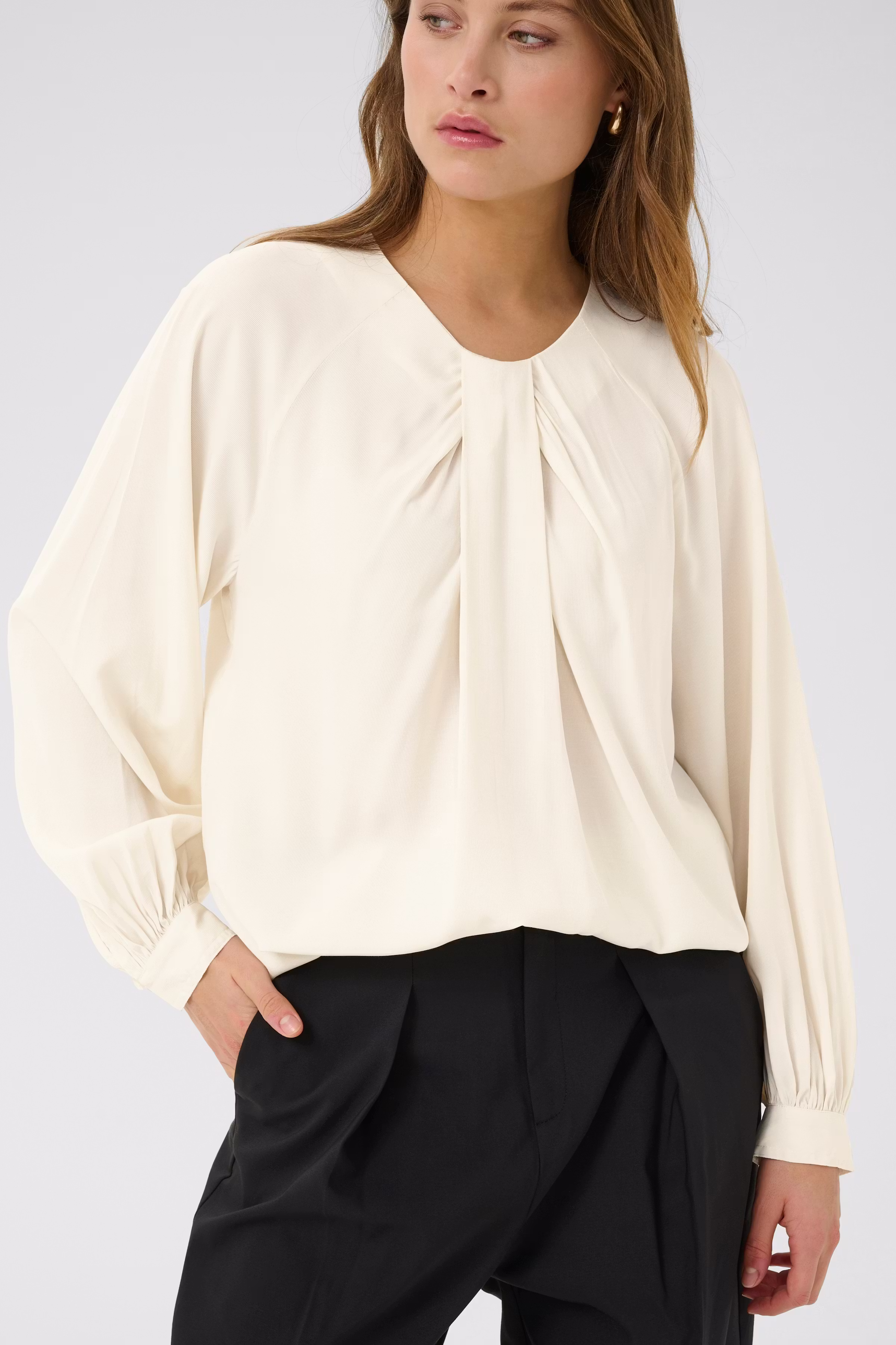 BlixieIW Blus LOOKBOOK DETAIL 30110510-110701