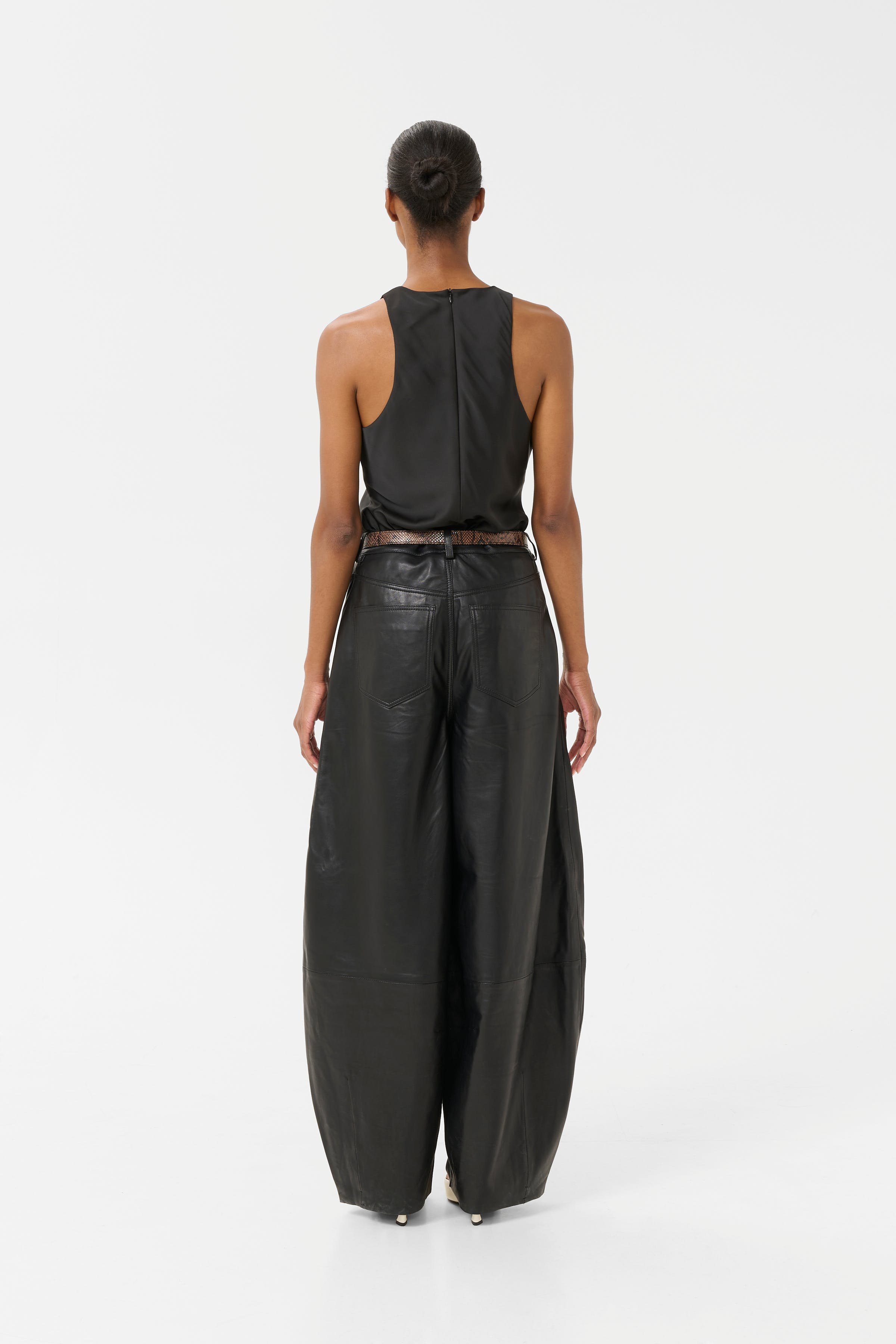 GZceri Blouse LOOKBOOK BACK 10910424-100017