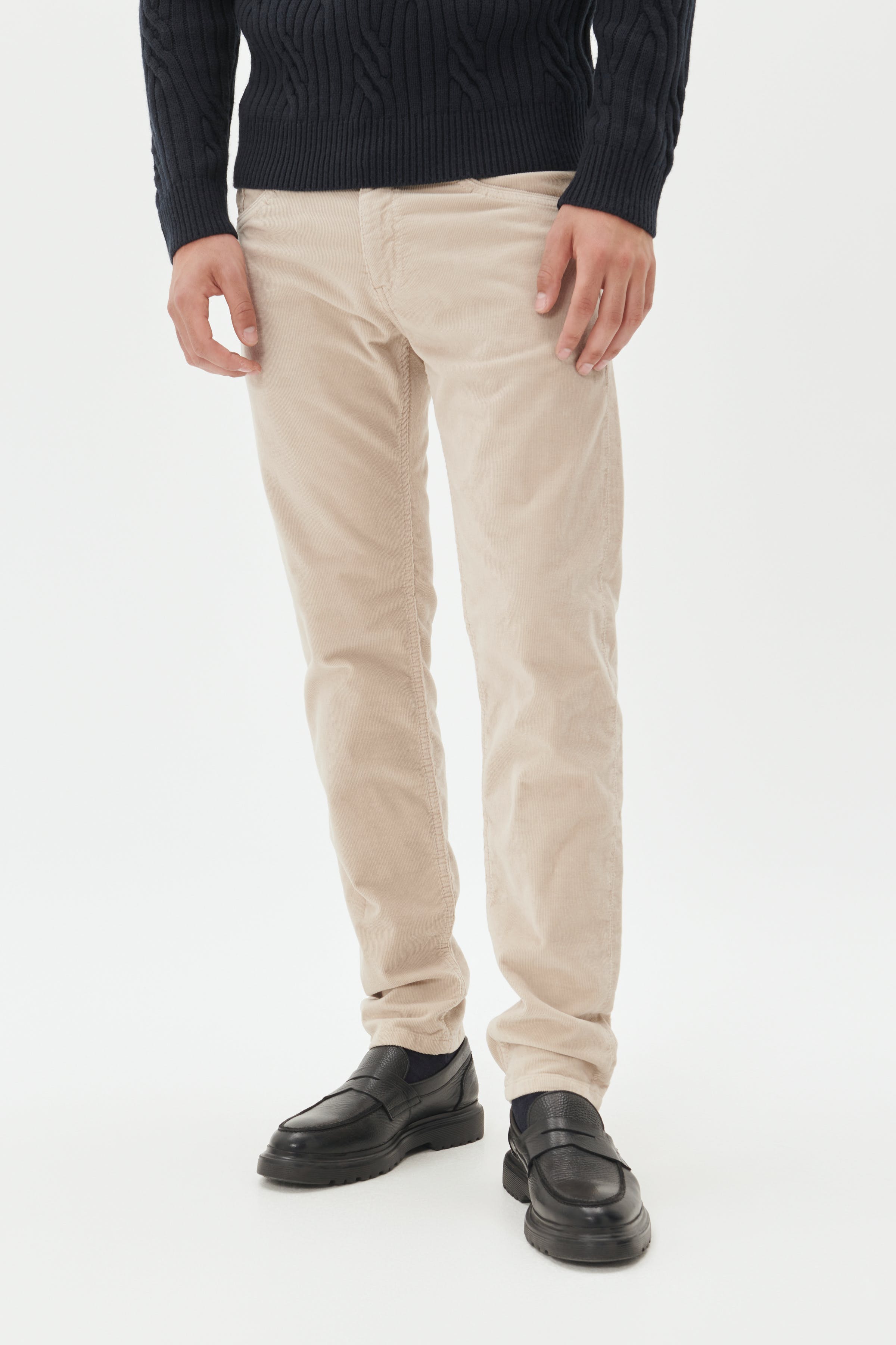 MApete Bukser LOOKBOOK FRONT 30207587-130607