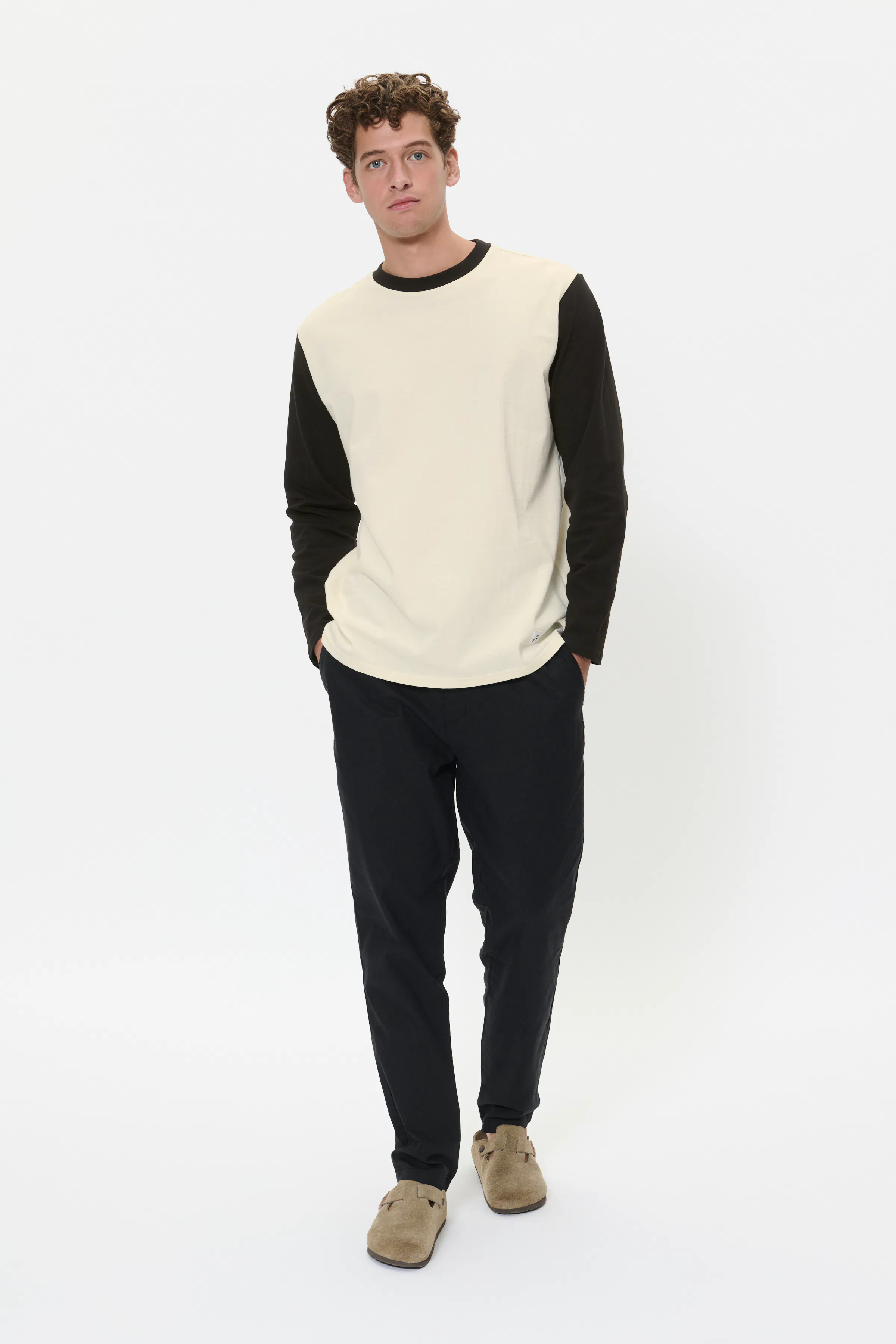 MAhudson T-shirt LOOKBOOK FRONT 30207829-303538