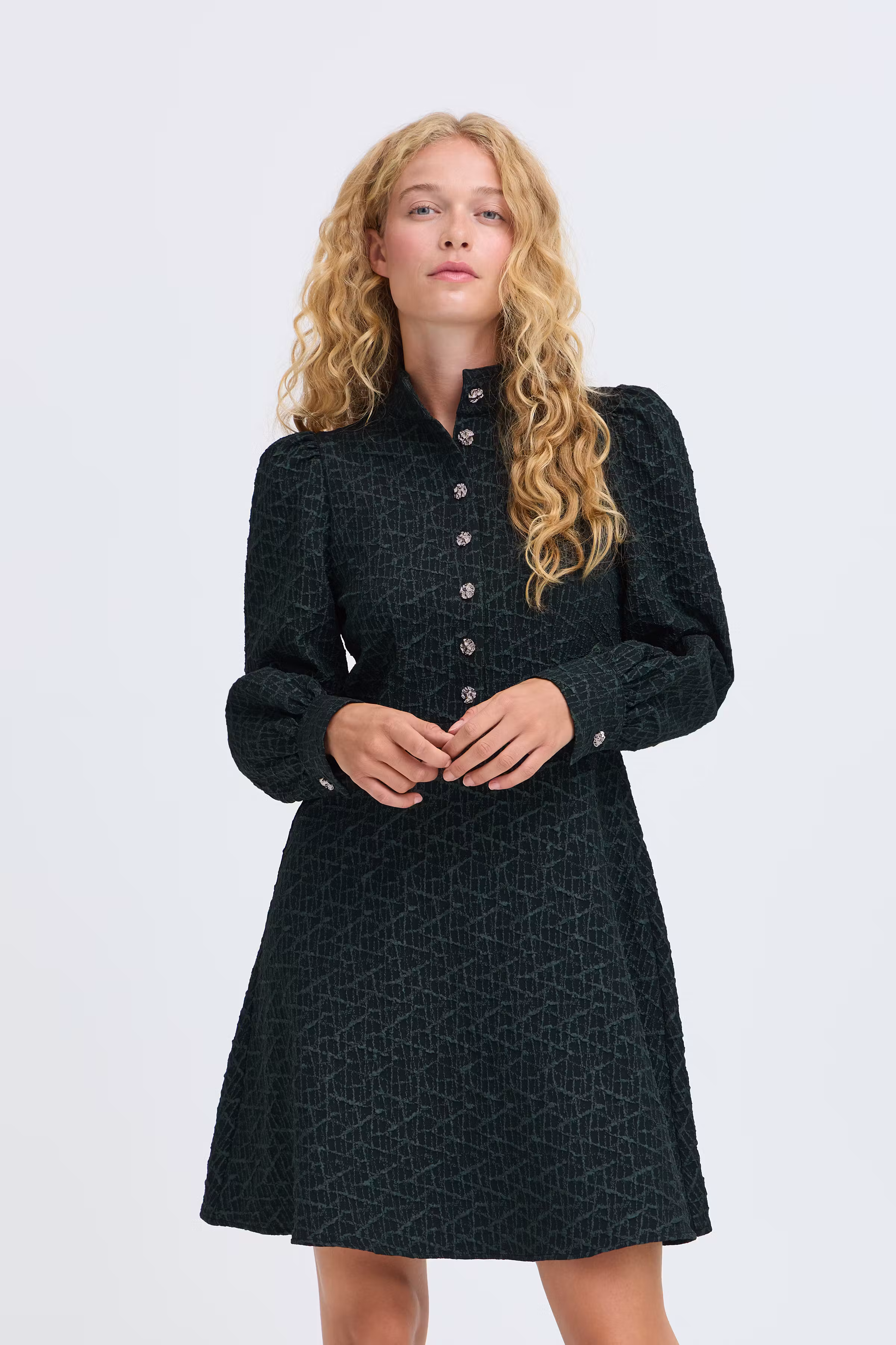 BYDESMORA Kjole LOOKBOOK FRONT 20819843-195350