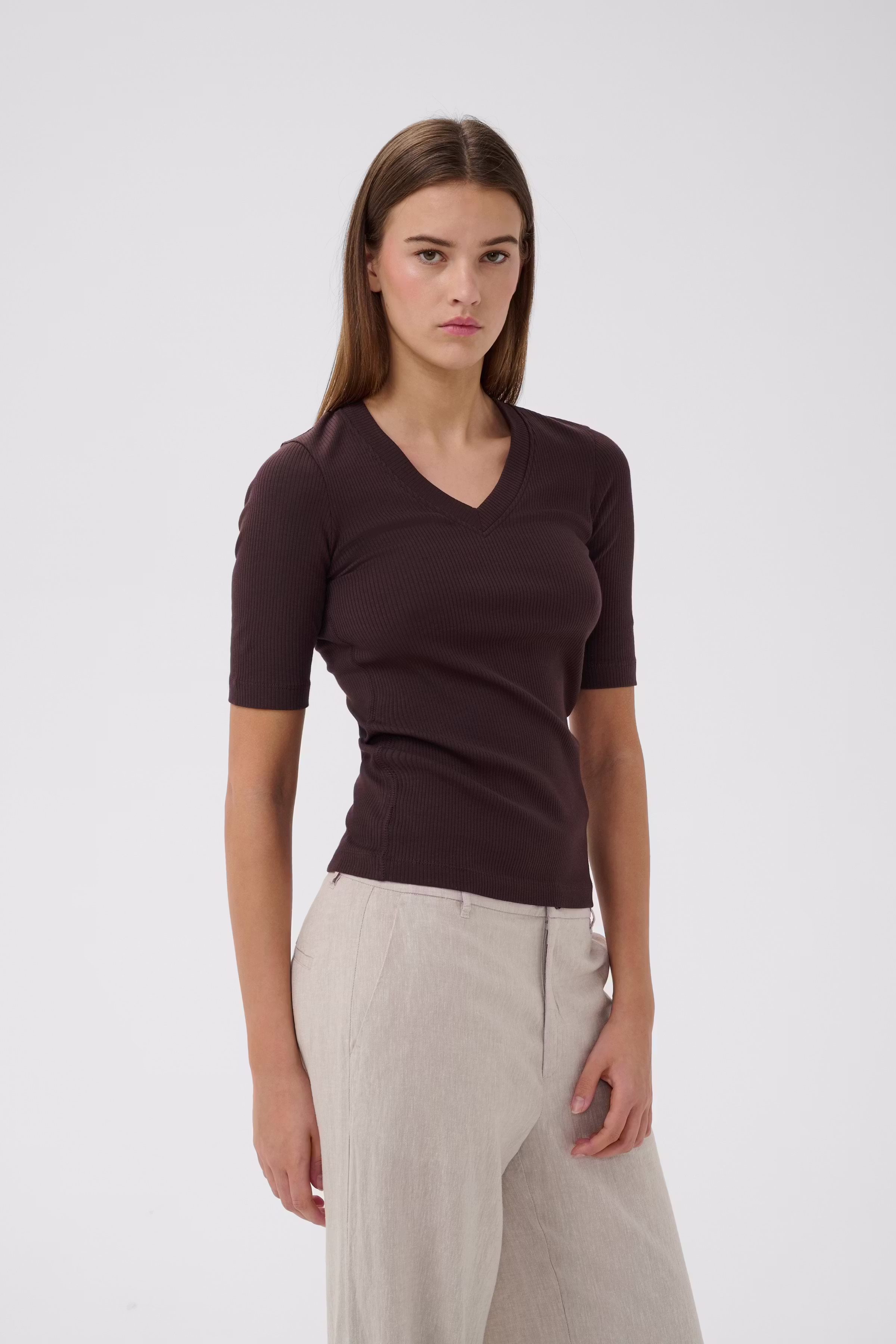 DagnaIW T-shirt LOOKBOOK FRONT 30106472-190915