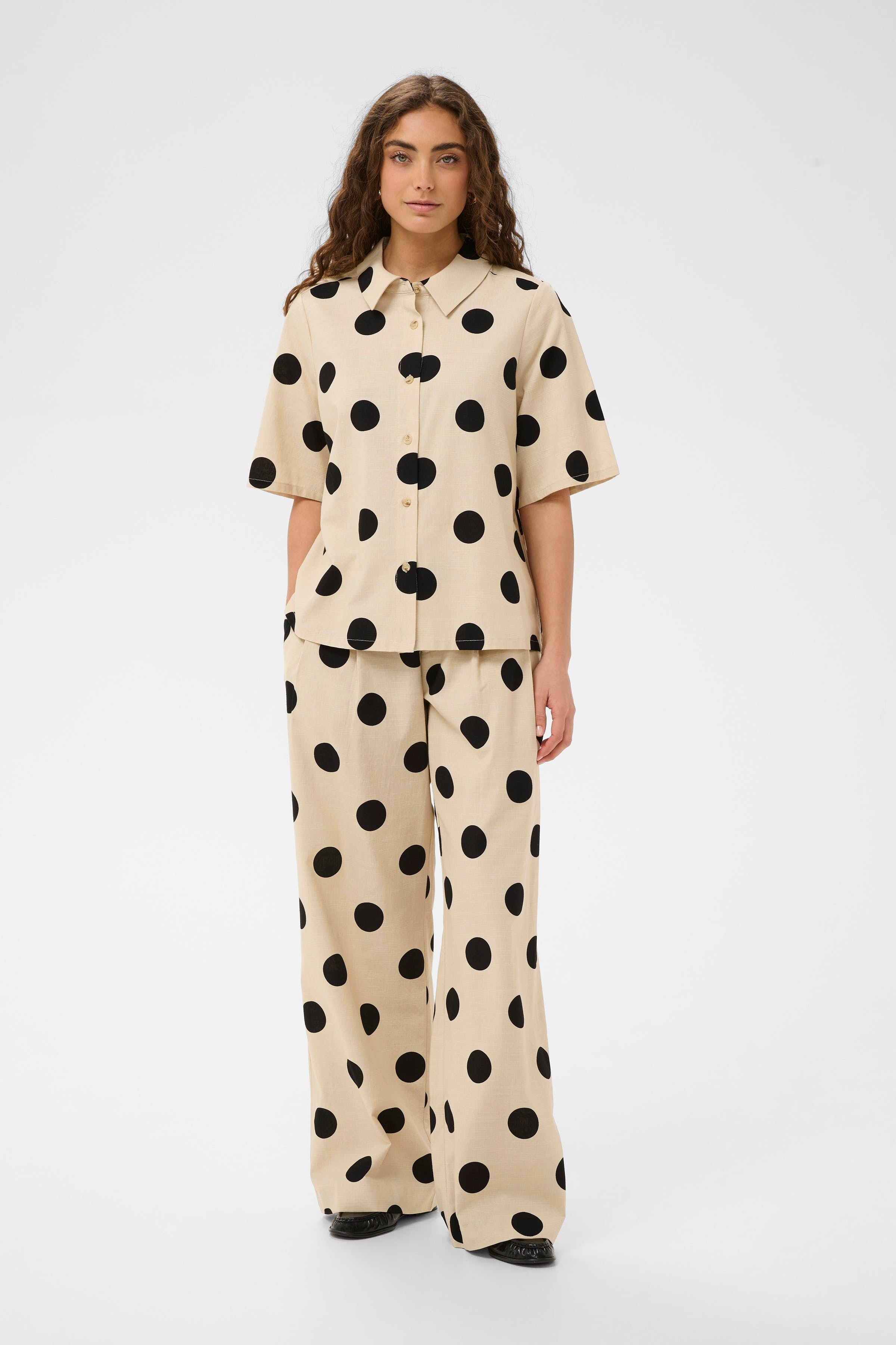 CUtika Skjorte LOOKBOOK FRONT 50113042-109330