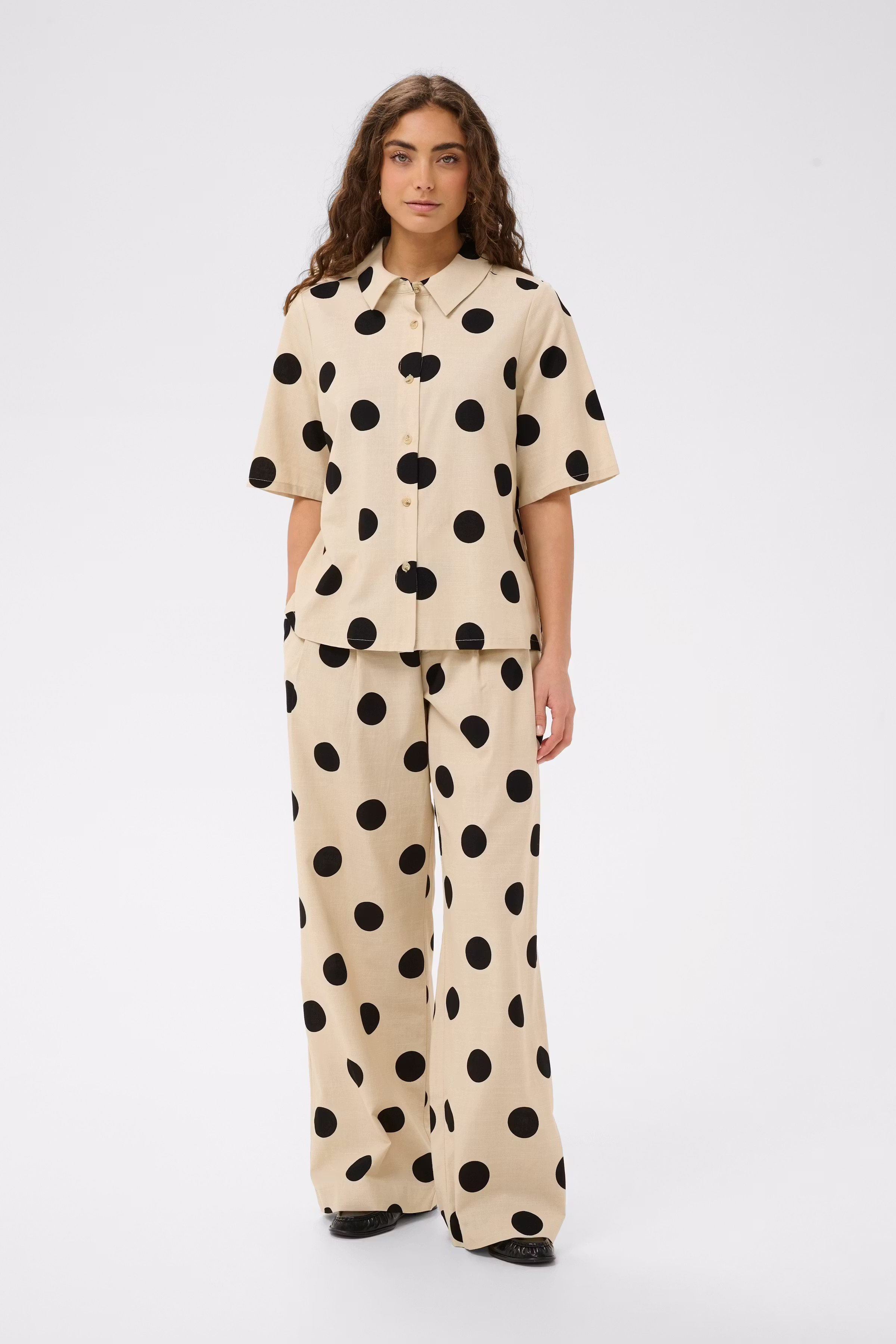 CUtika Skjorte LOOKBOOK FRONT 50113042-109330