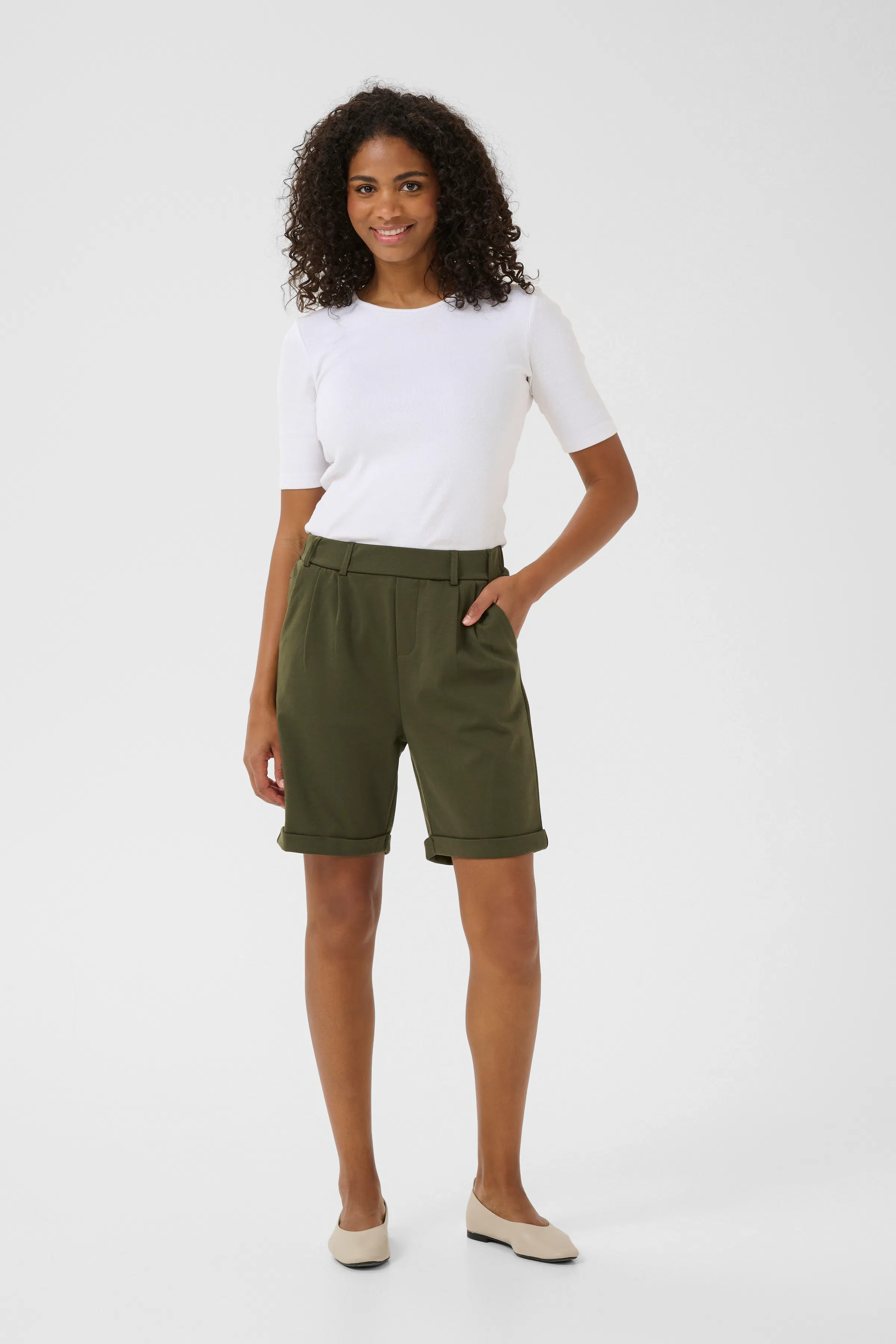 KAjenny Shorts LOOKBOOK FRONT 10508873-190414