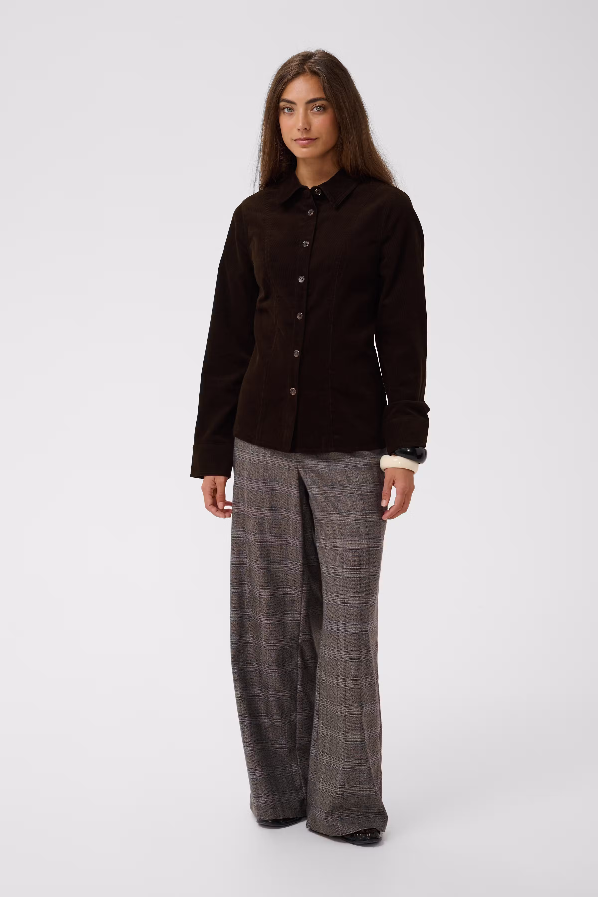 CUbetonia Hemd LOOKBOOK FRONT 50112810-190915