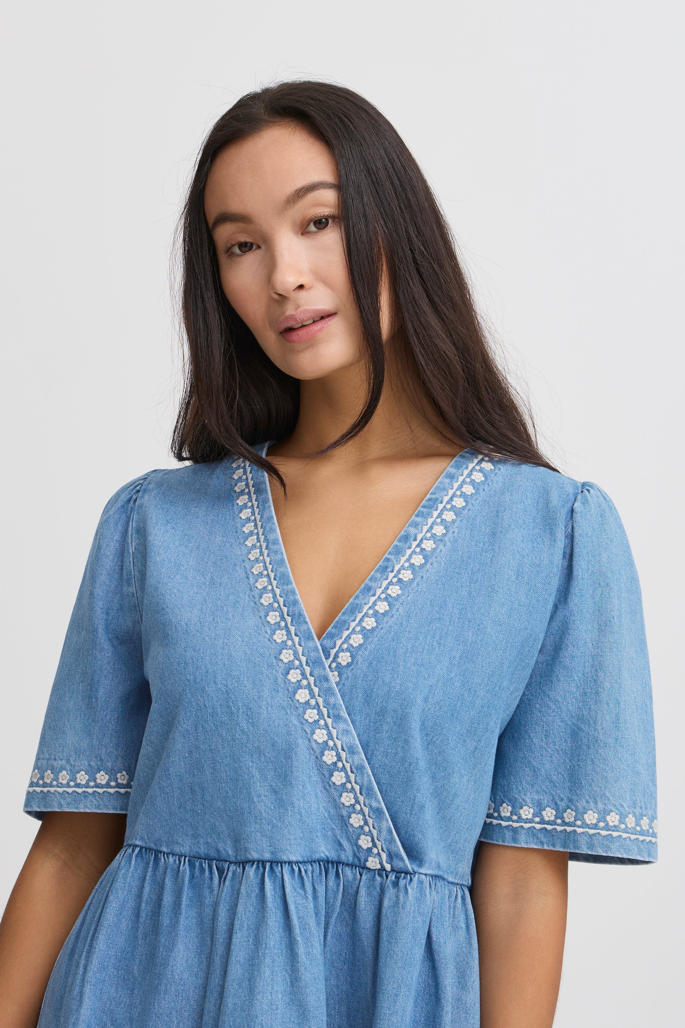 IRTAWNY Klänning LOOKBOOK DETAIL 20122716-203935