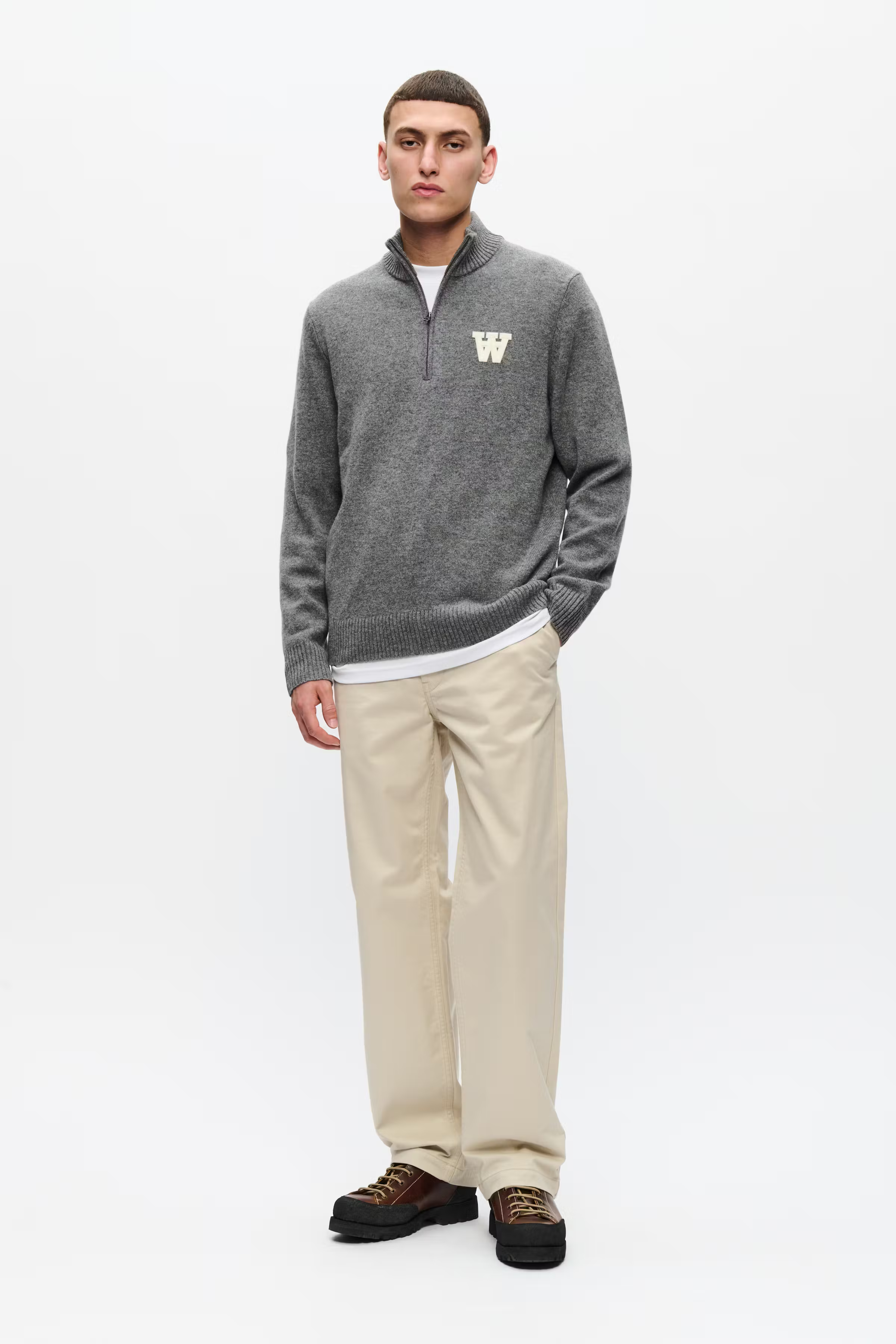 WWTay Sweatshirt LOOKBOOK FRONT 30251854-303736