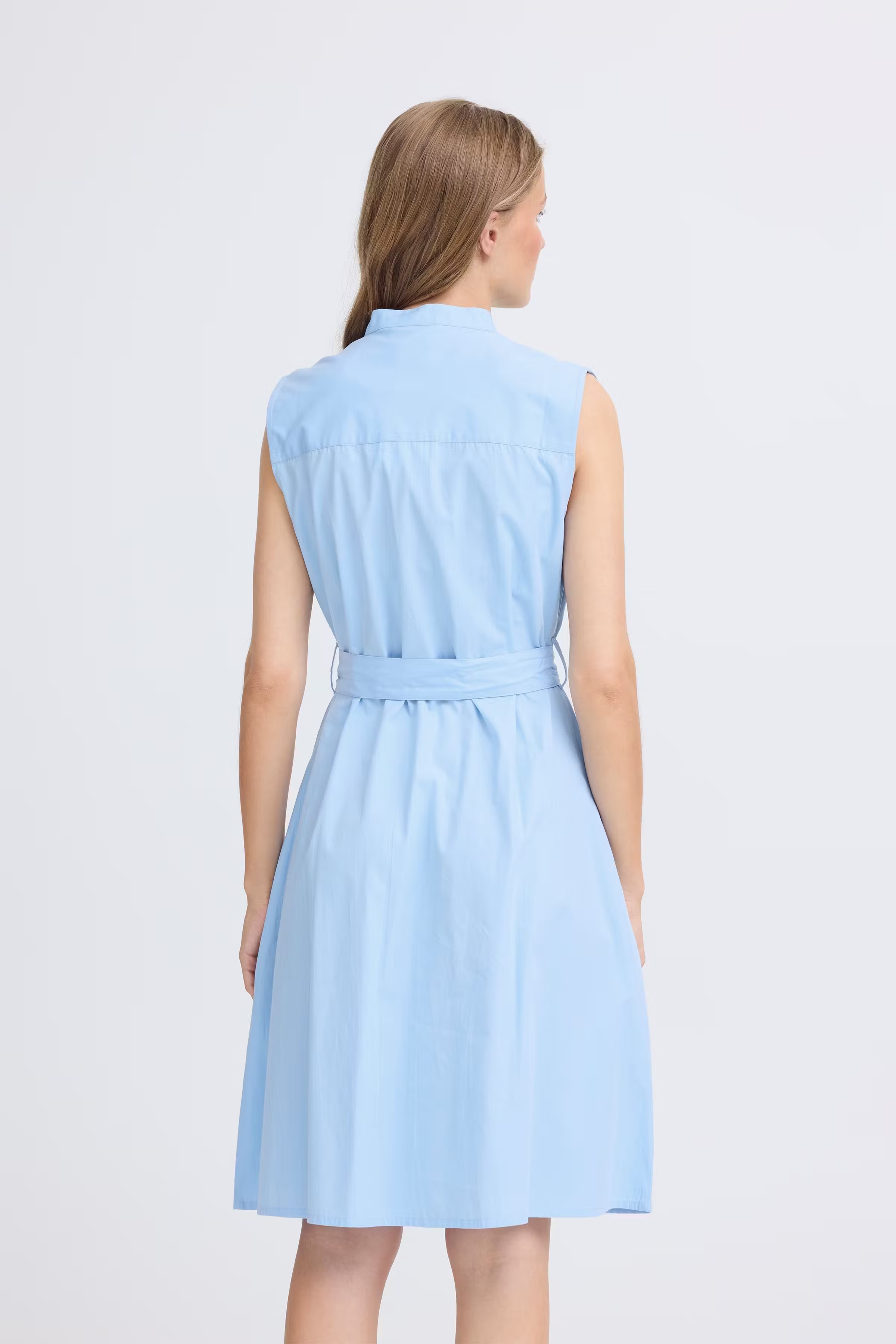 IHFANTY Kjole LOOKBOOK BACK 20123803-153920