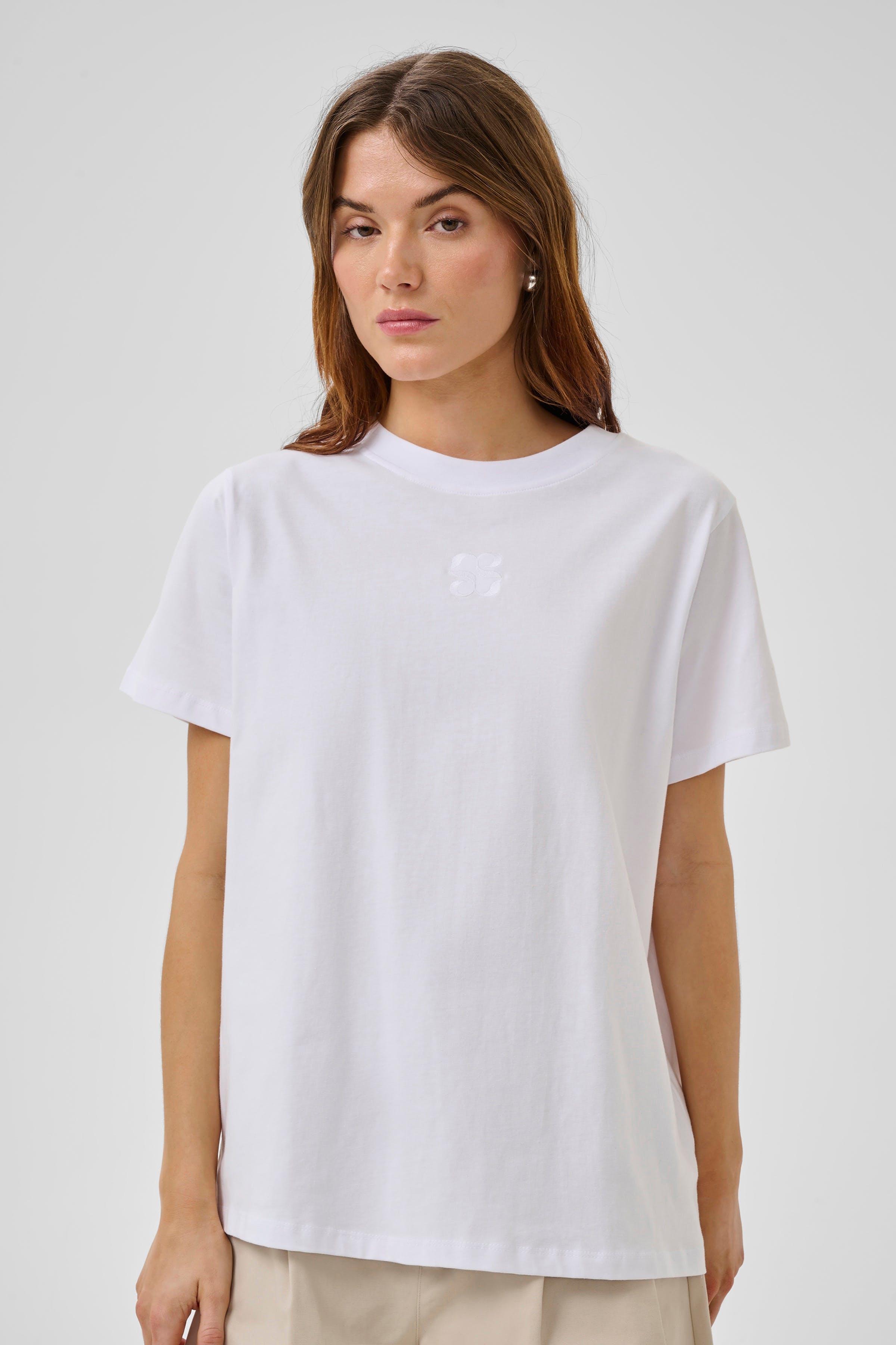 SeattleMW Logo T-shirt LOOKBOOK FRONT 10704898-110601