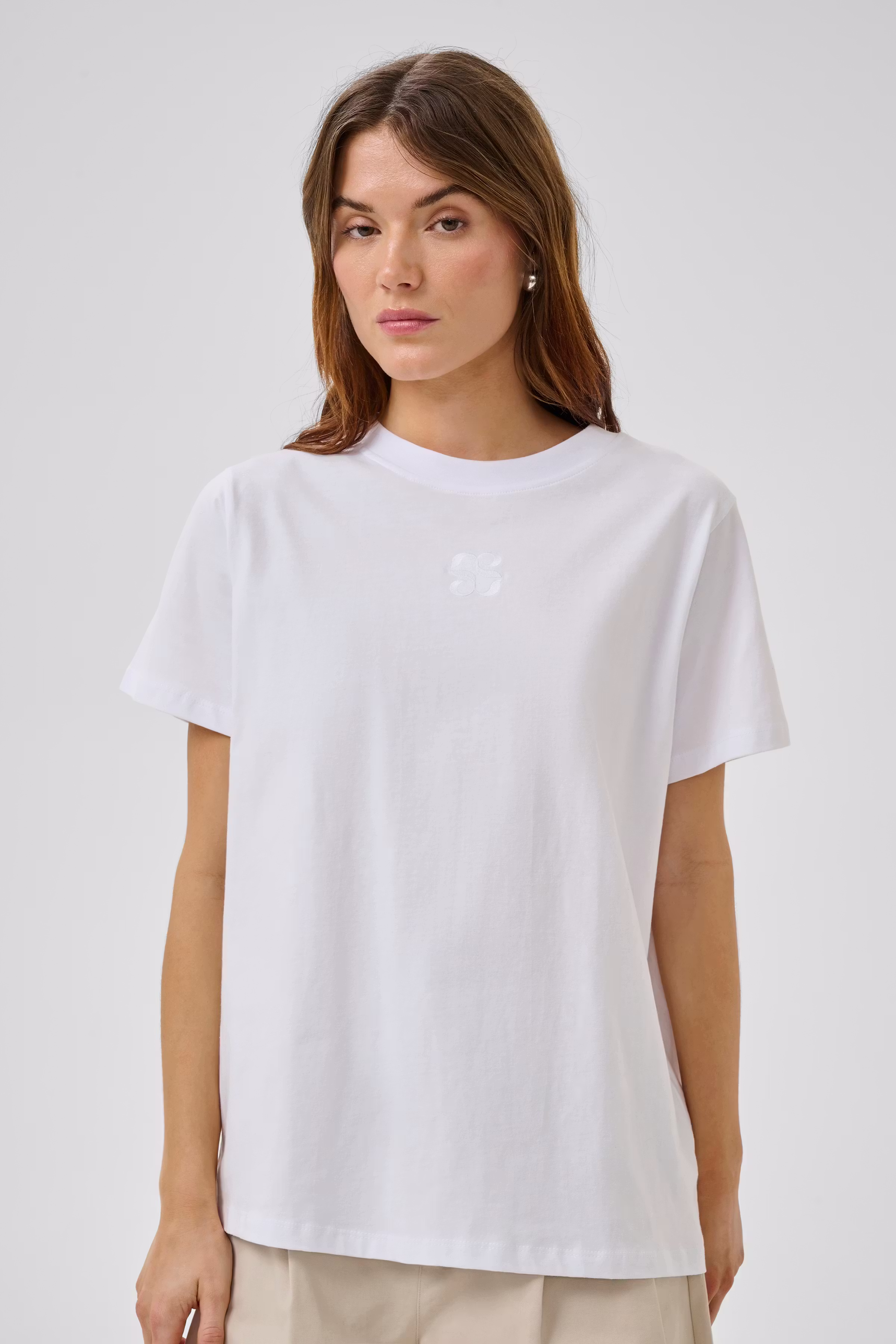 SeattleMW Logo T-shirt LOOKBOOK FRONT 10704898-110601