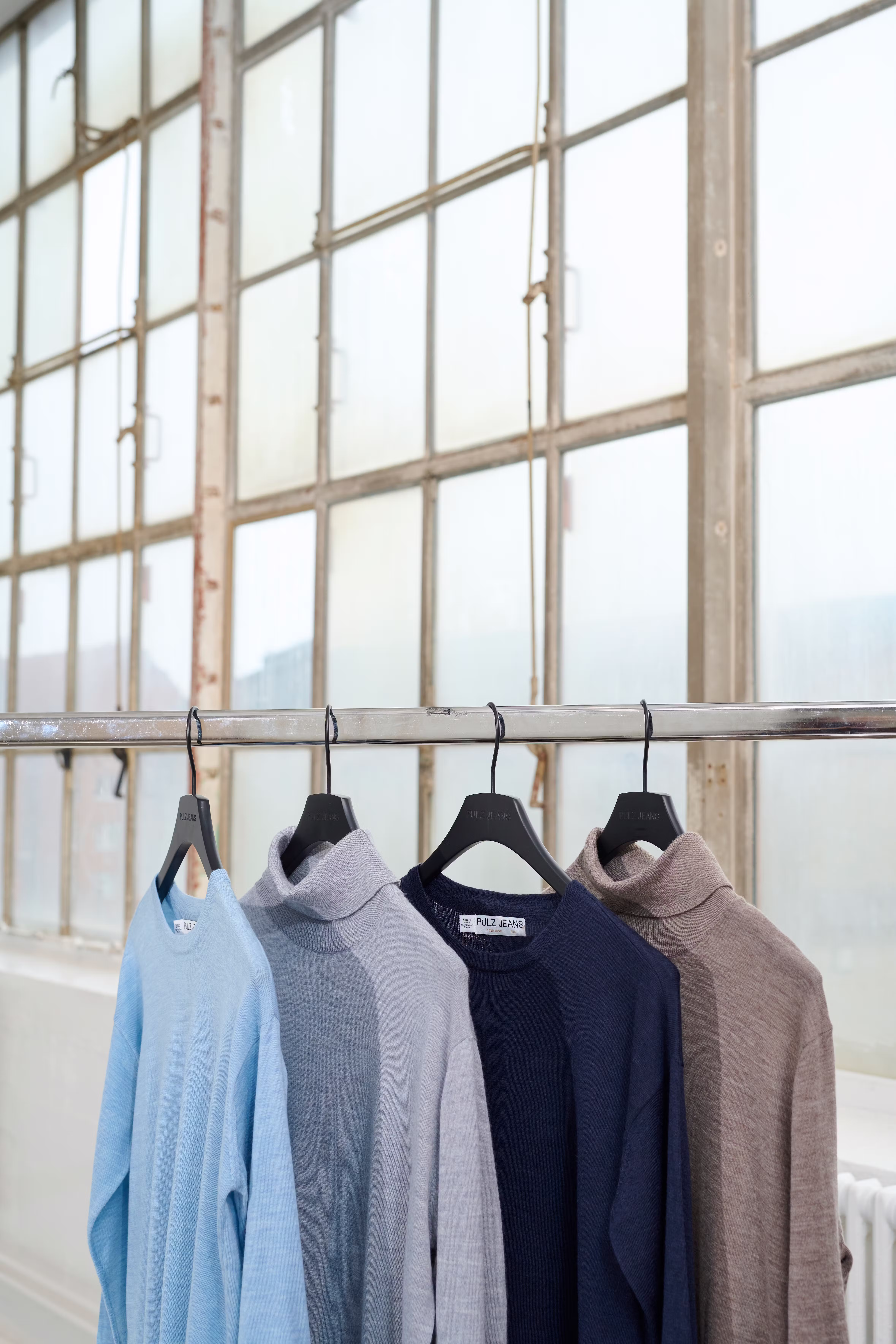 PZSADIE Strickpullover LOCATION NONE 50208679-1640131