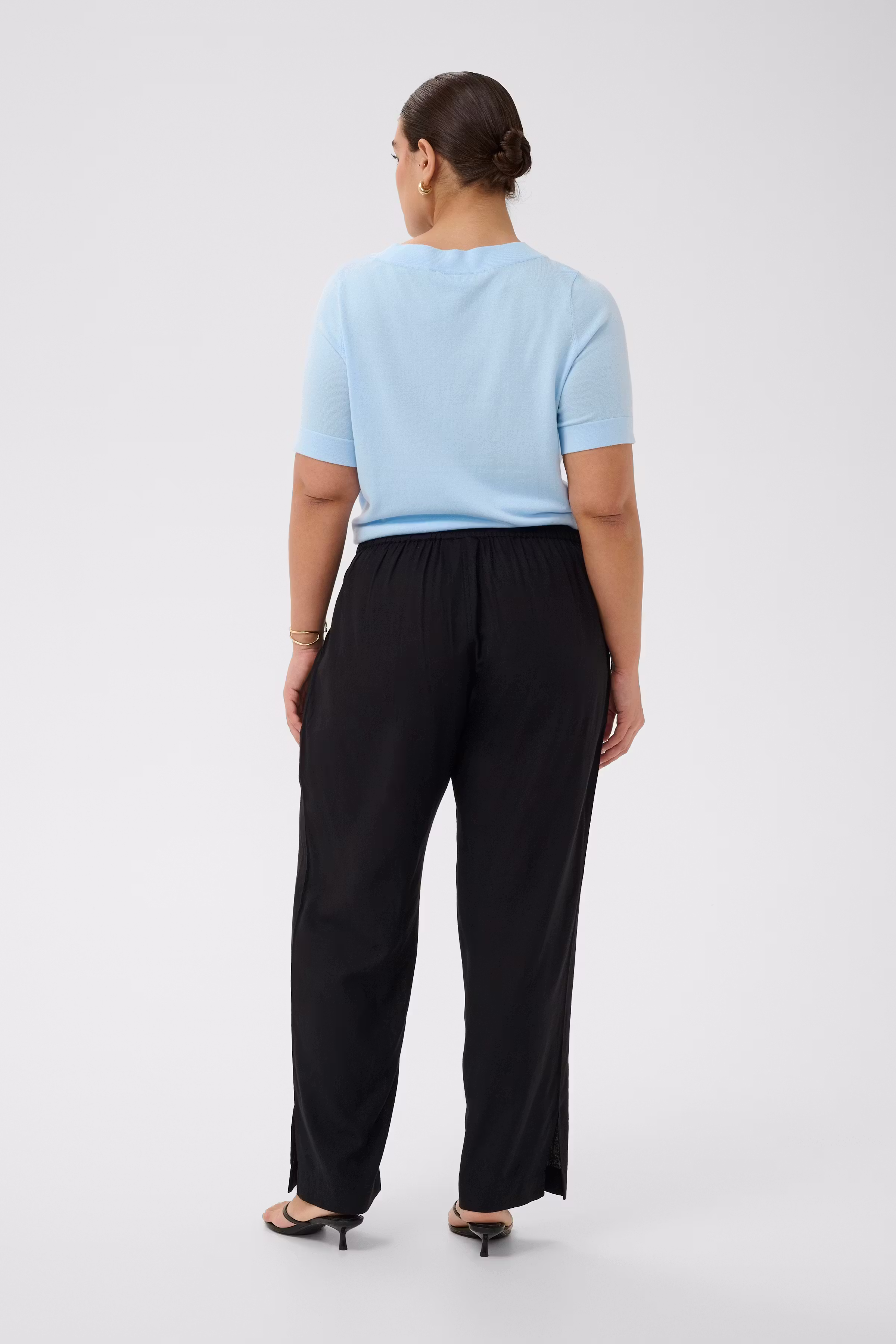 KCmille Trousers LOOKBOOK BACK 10584078-100121