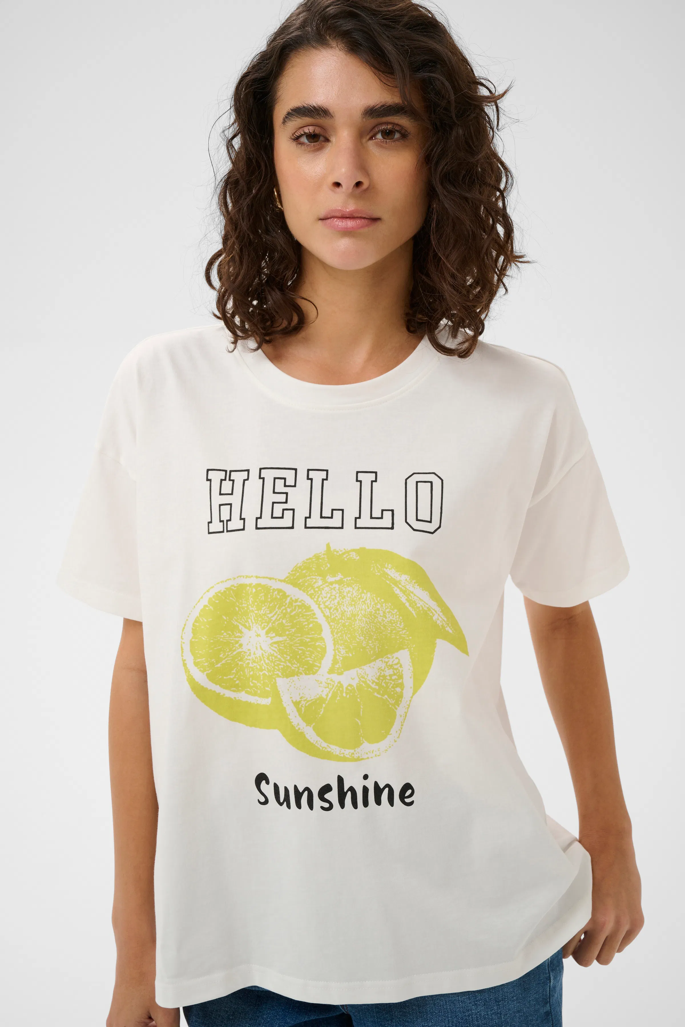 KAchelsea T-shirt LOOKBOOK DETAIL 10511340-110602