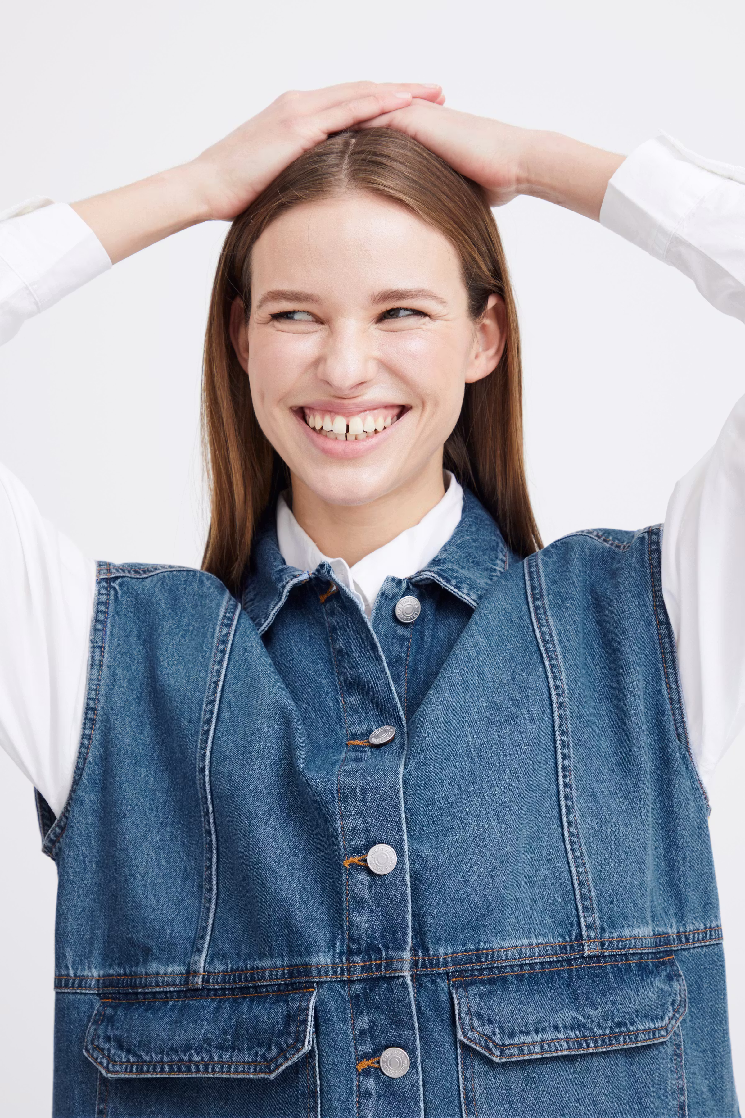 BYKITTA Väst LOOKBOOK DETAIL 20814510-200461