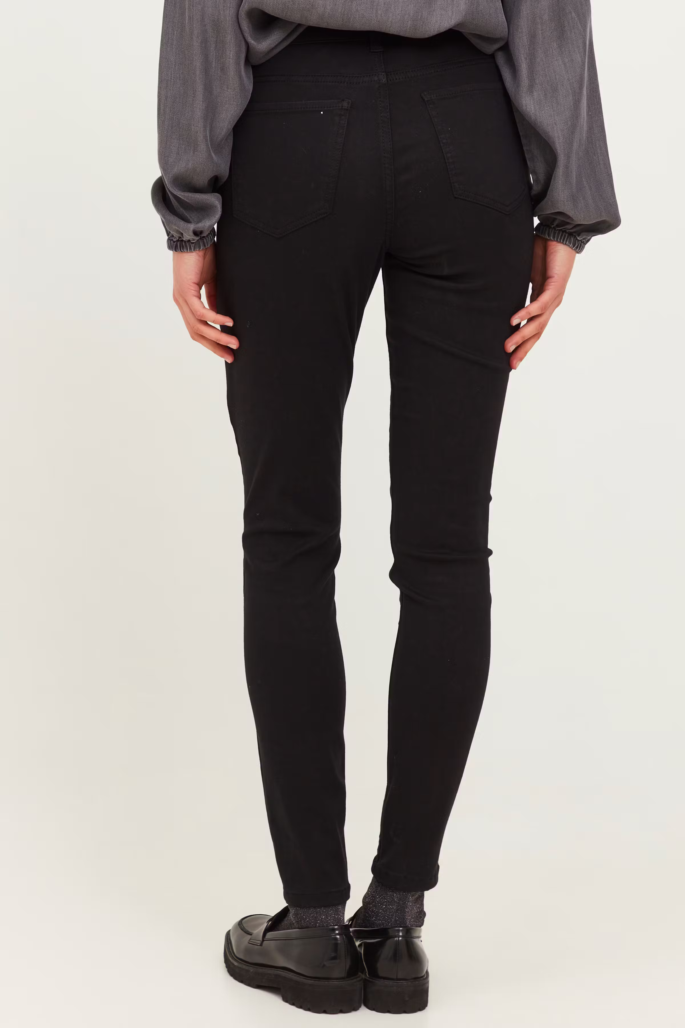 PZZOEY Jeans LOOKBOOK BACK 50206145-193911
