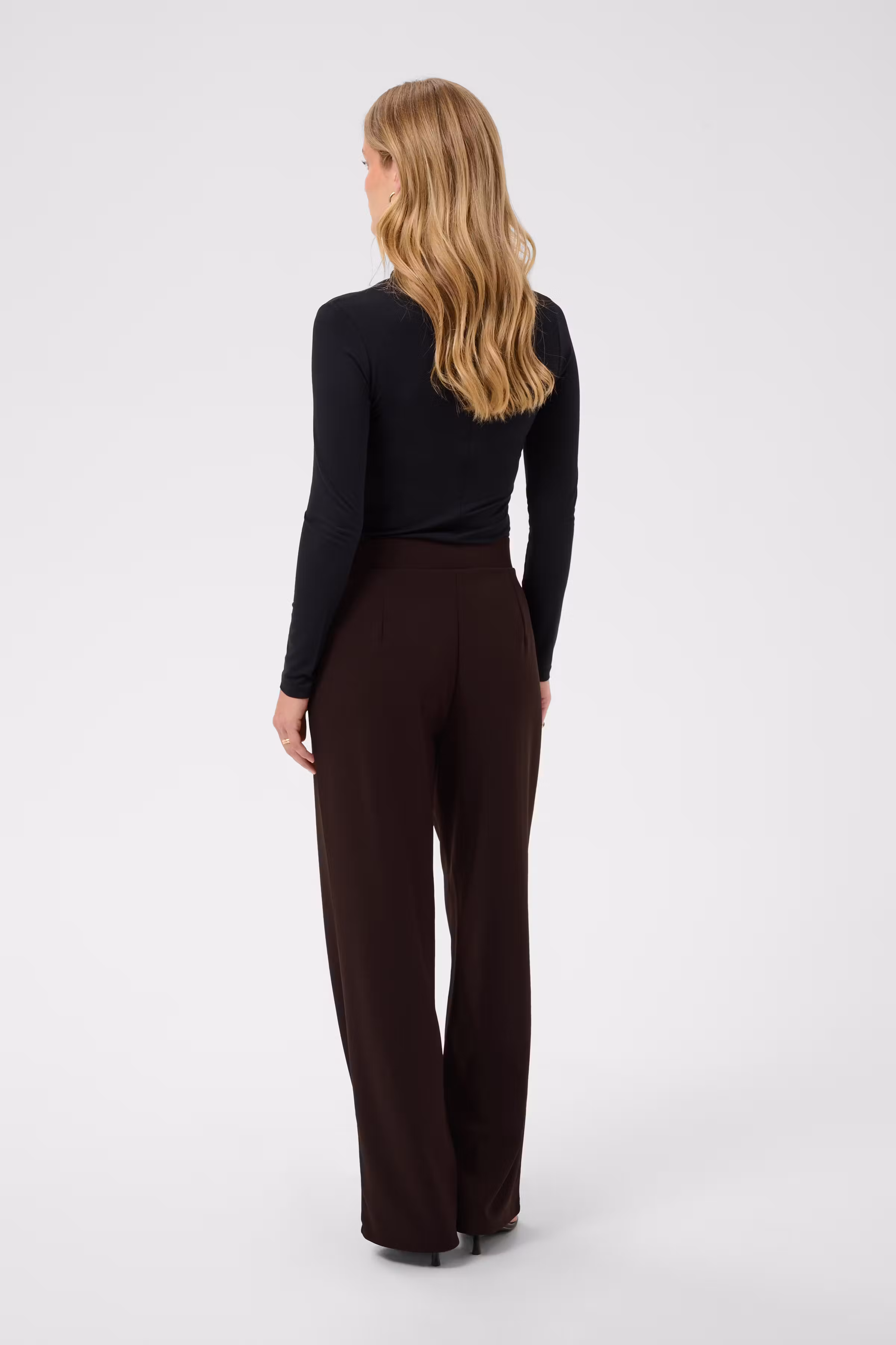 CRSiki Pantalon LOOKBOOK BACK 10613571-191110