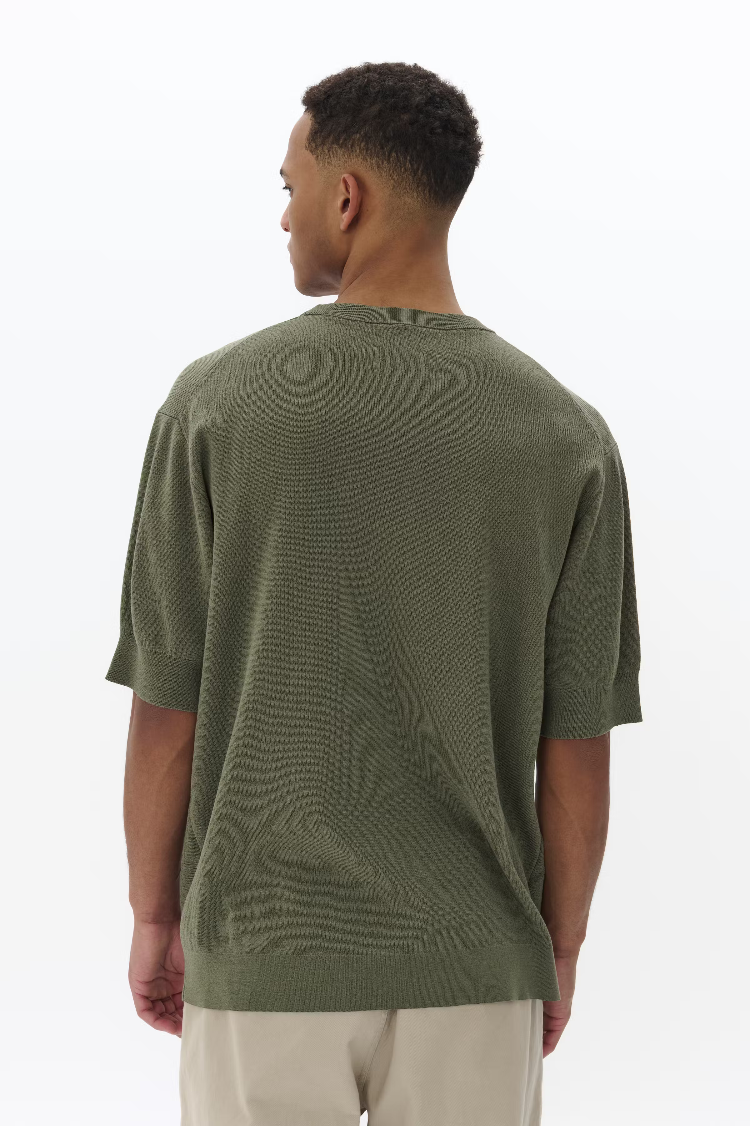 MAtrivolt M73 Stickad T-shirt LOOKBOOK BACK 30208109-180312