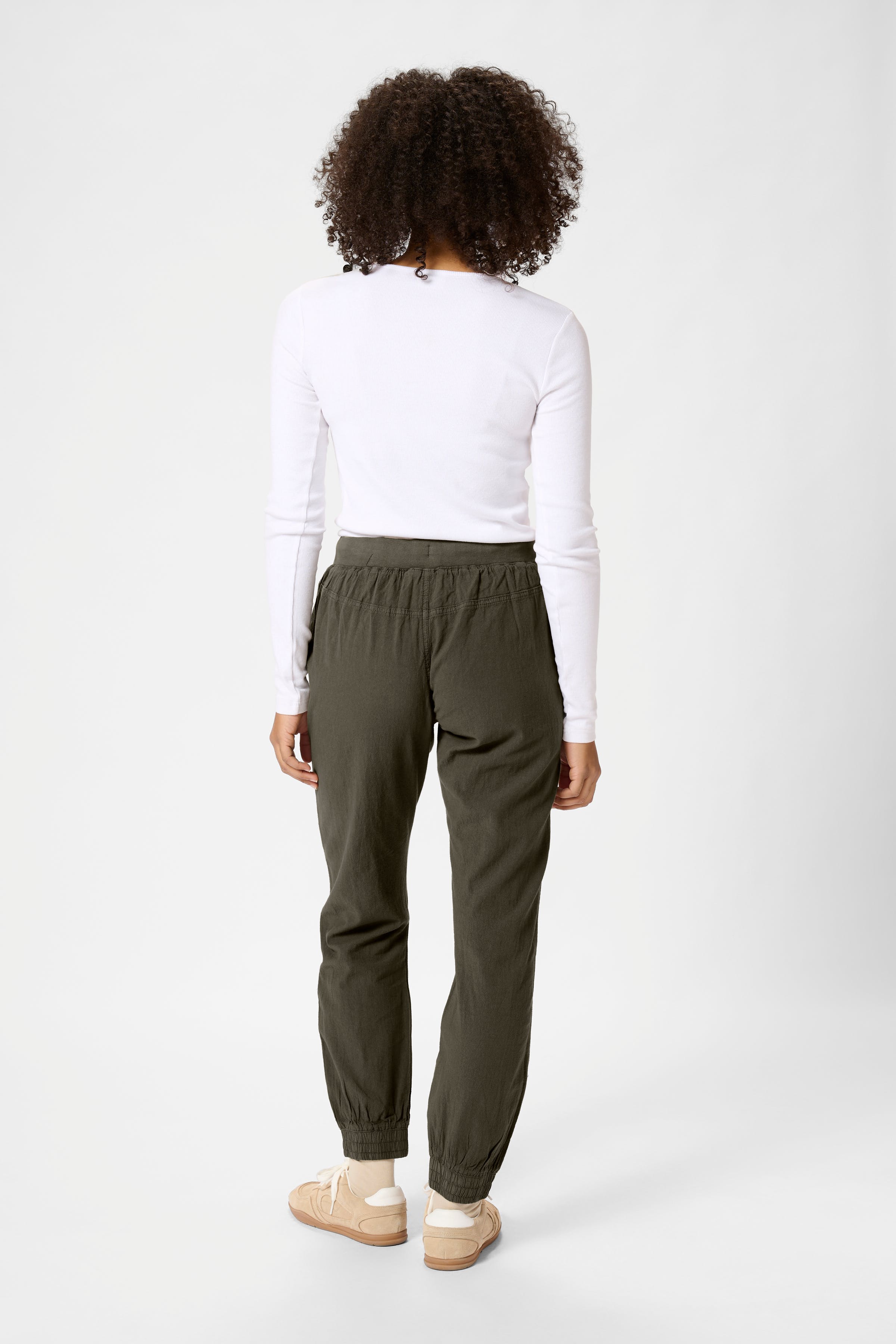 KAnaya Trousers LOOKBOOK BACK 10505397-190511