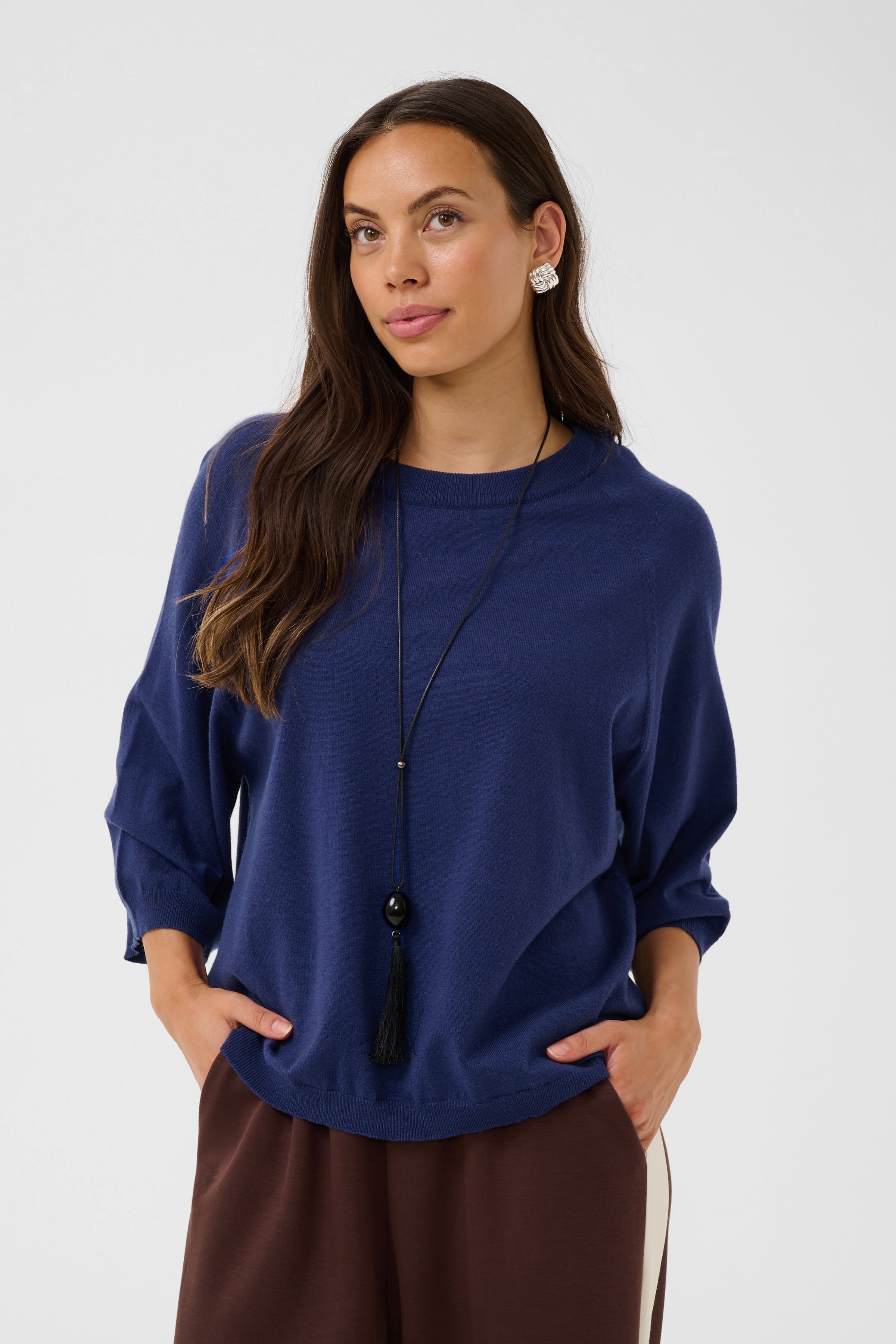 BPrebecca Pullover LOOKBOOK FRONT 40200030-193939