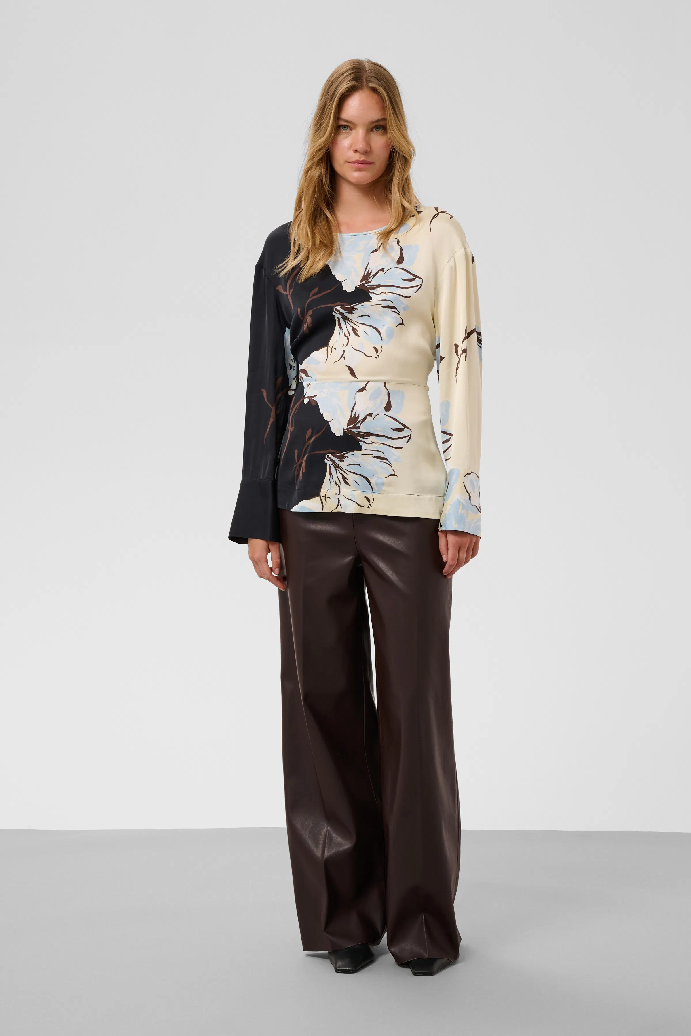 SLKaylee Trousers LOOKBOOK FRONT 30409595-191109